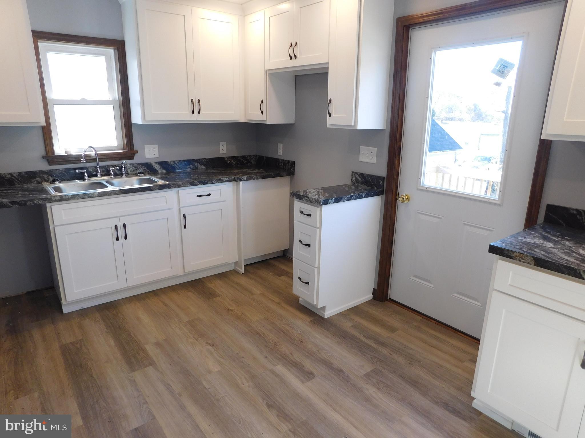 BURNHAM FARM ESTATES - Residential