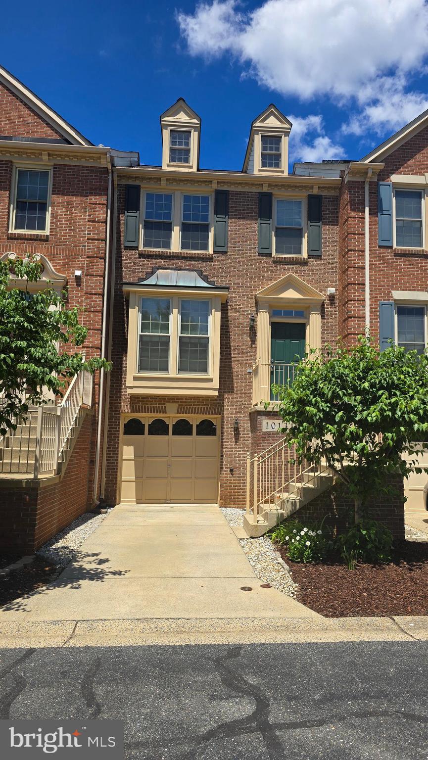 TRAVILAH CREST - Residential