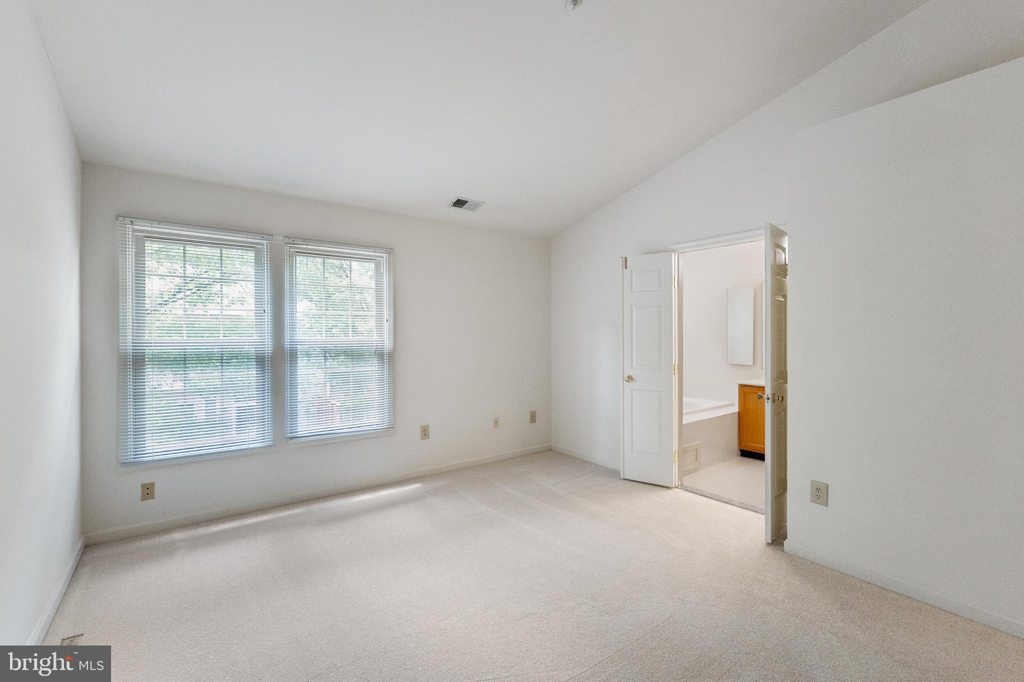 TRAVILAH CREST - Residential