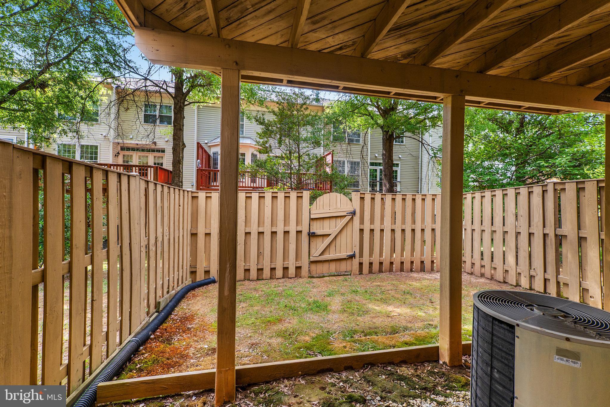 TRAVILAH CREST - Residential