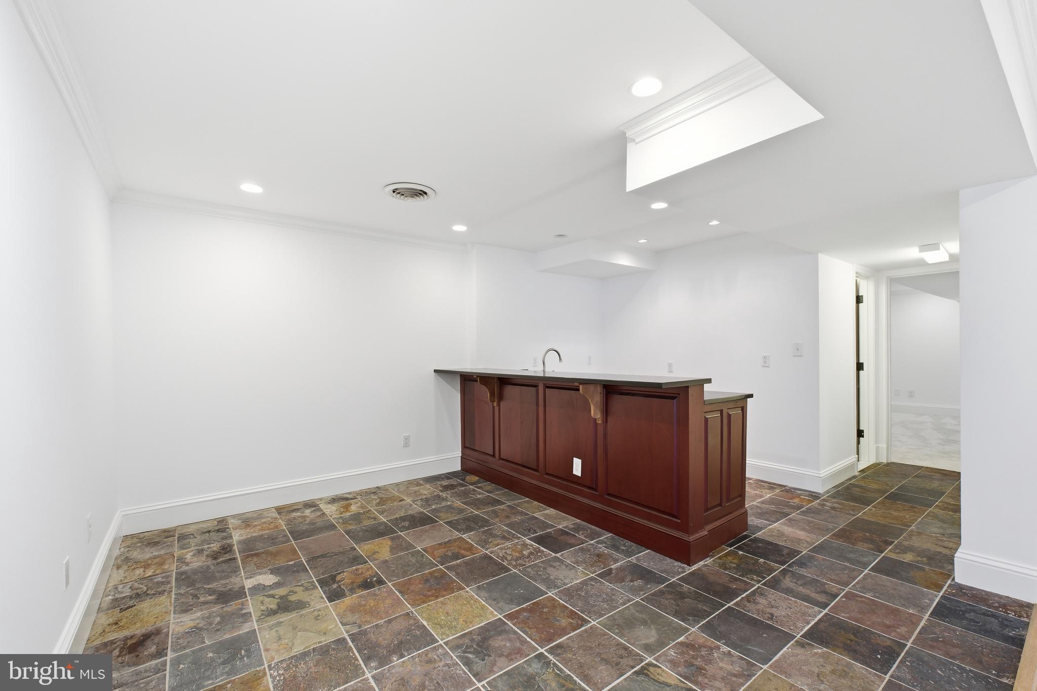 BALLANTRAE - Residential