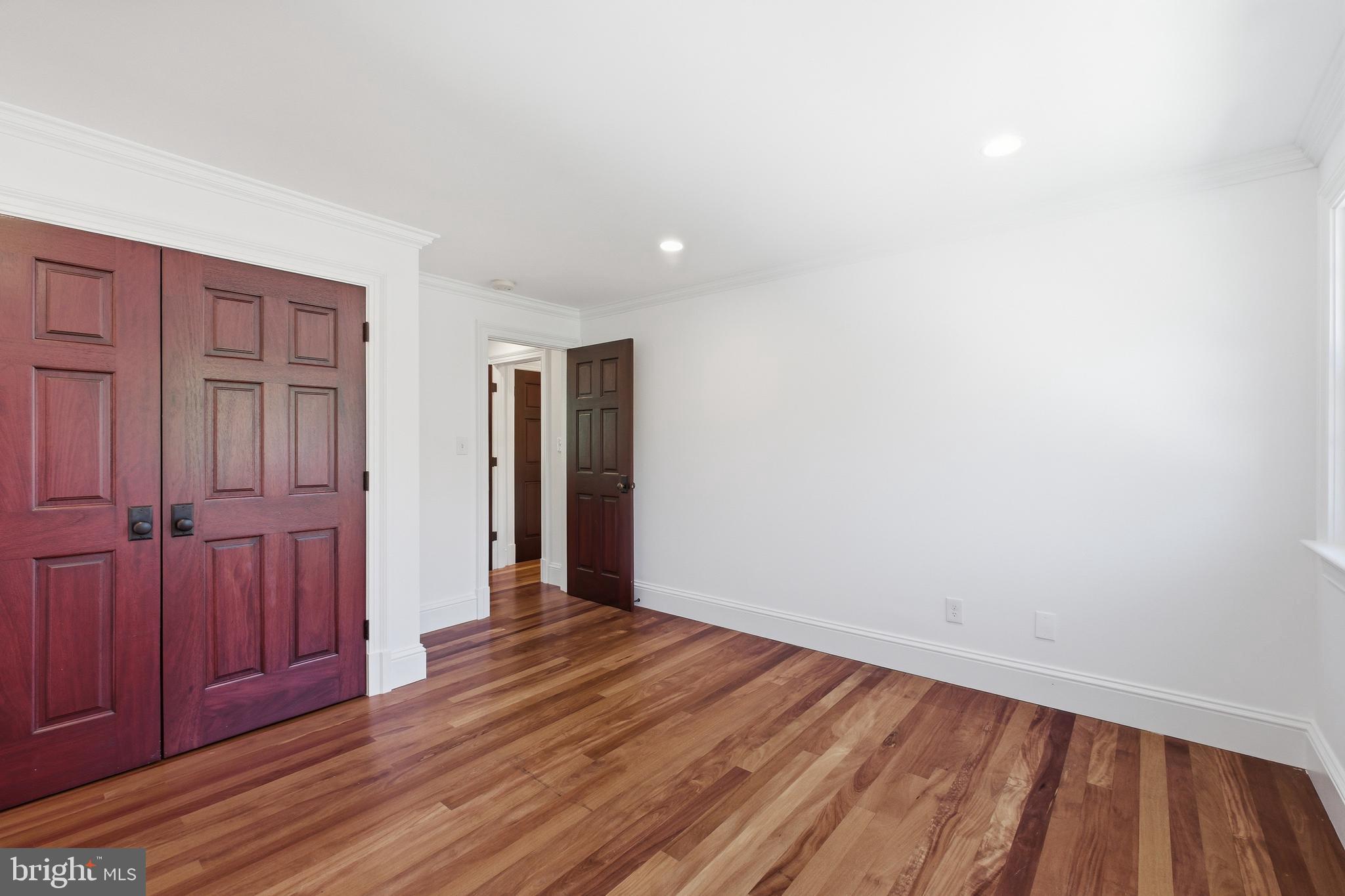 BALLANTRAE - Residential