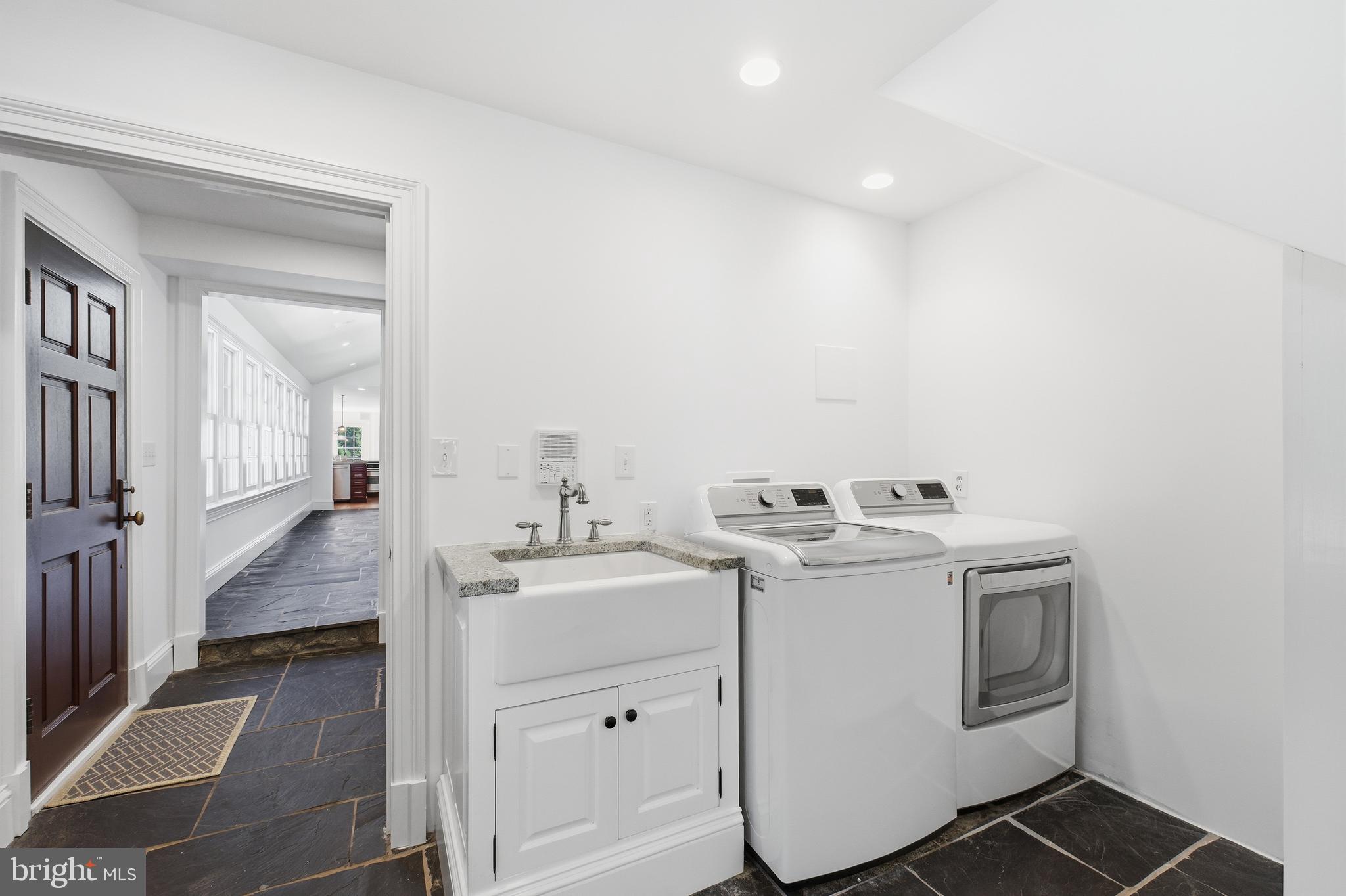 BALLANTRAE - Residential