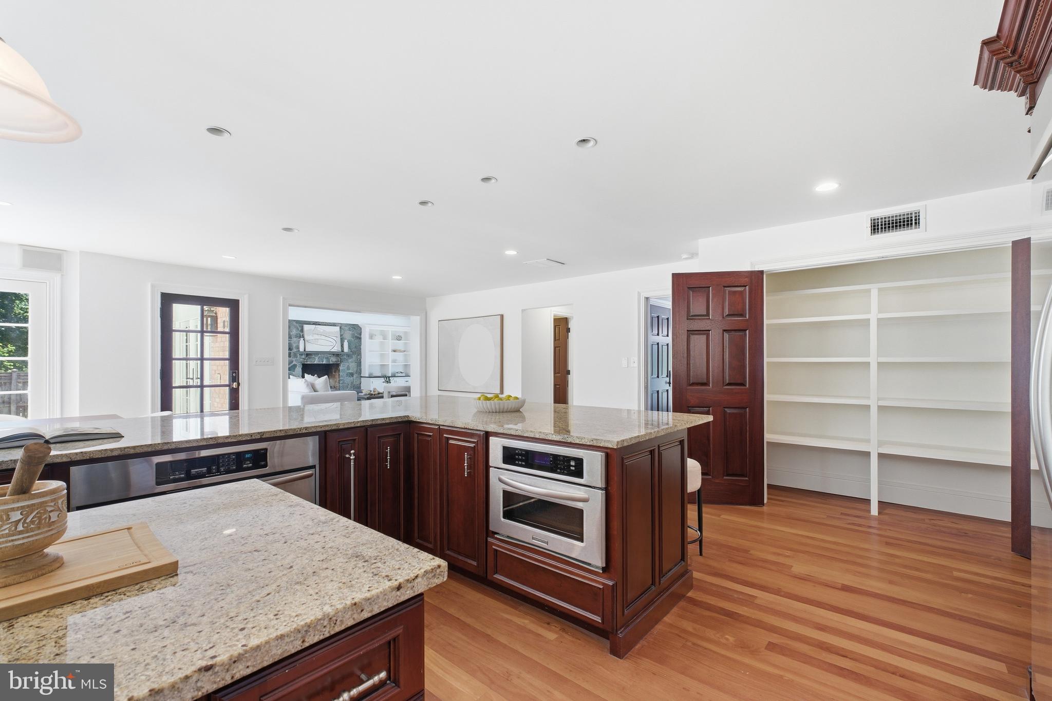 BALLANTRAE - Residential