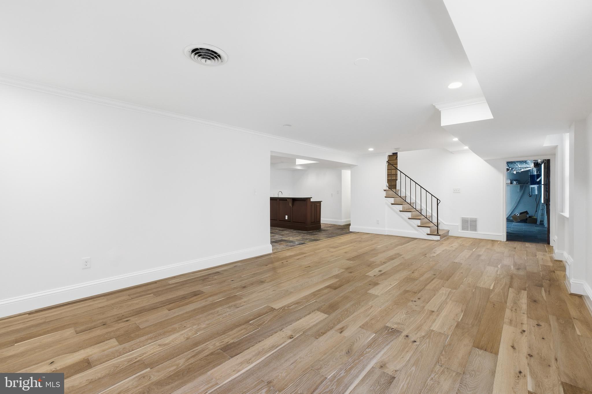 BALLANTRAE - Residential