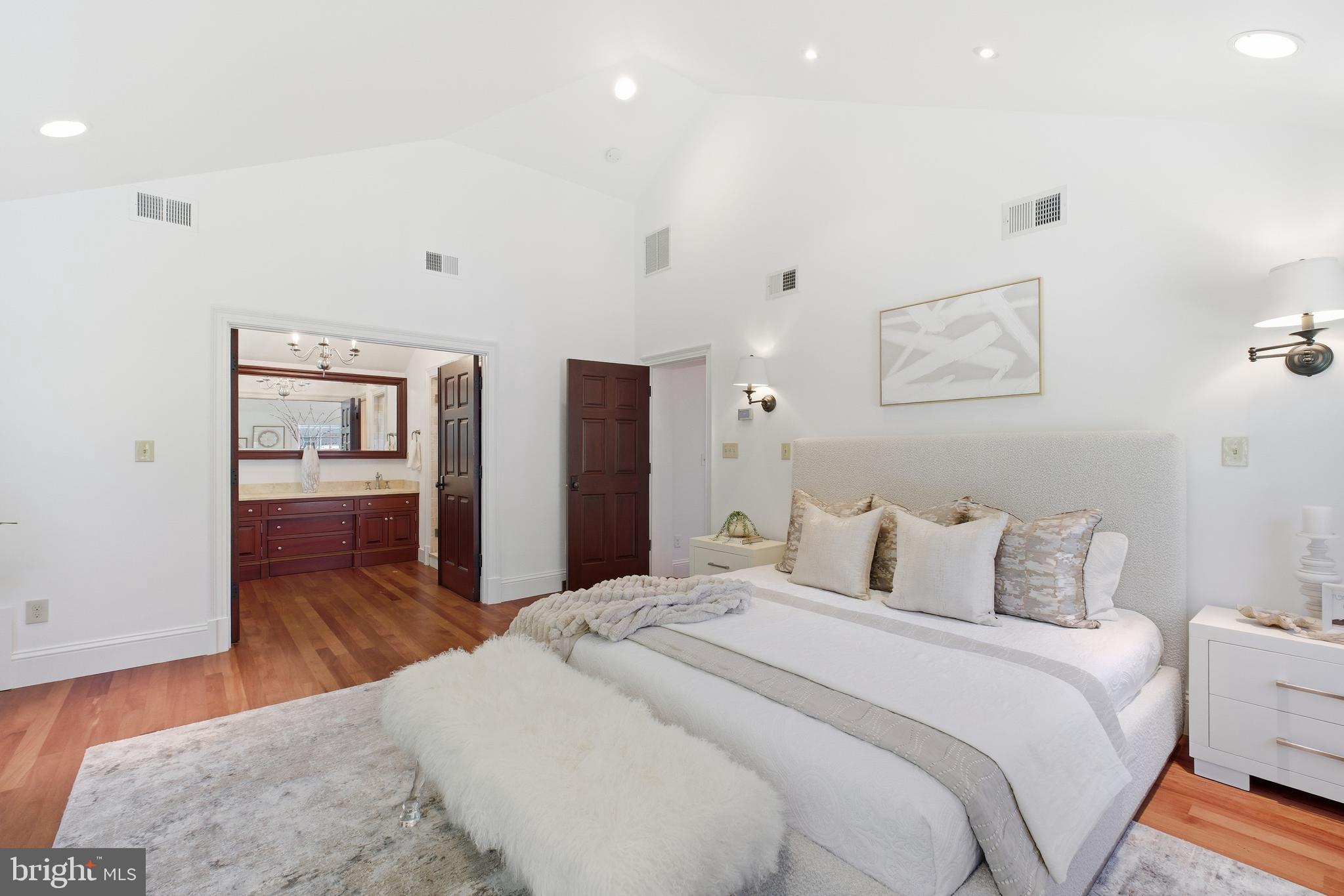 BALLANTRAE - Residential