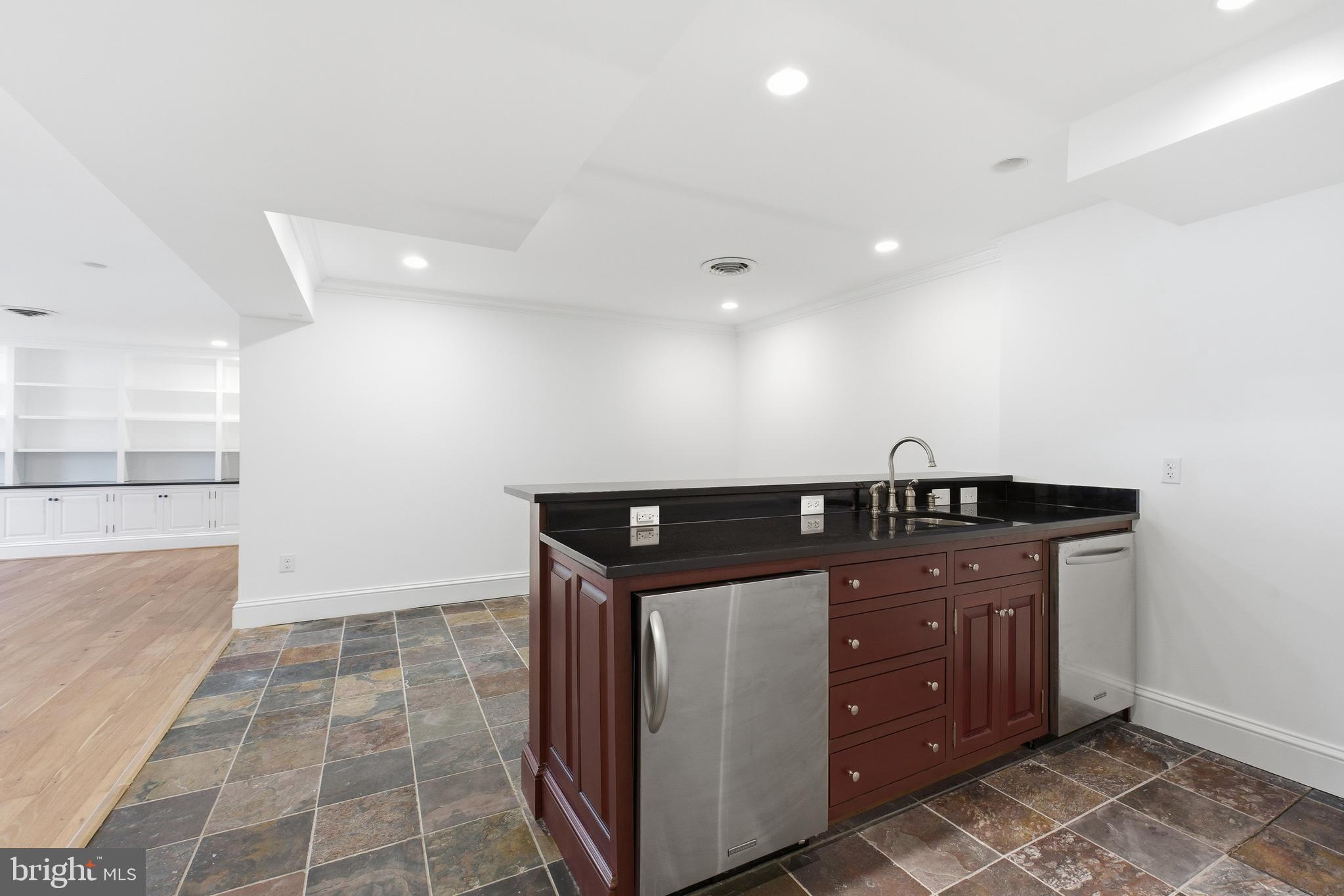 BALLANTRAE - Residential