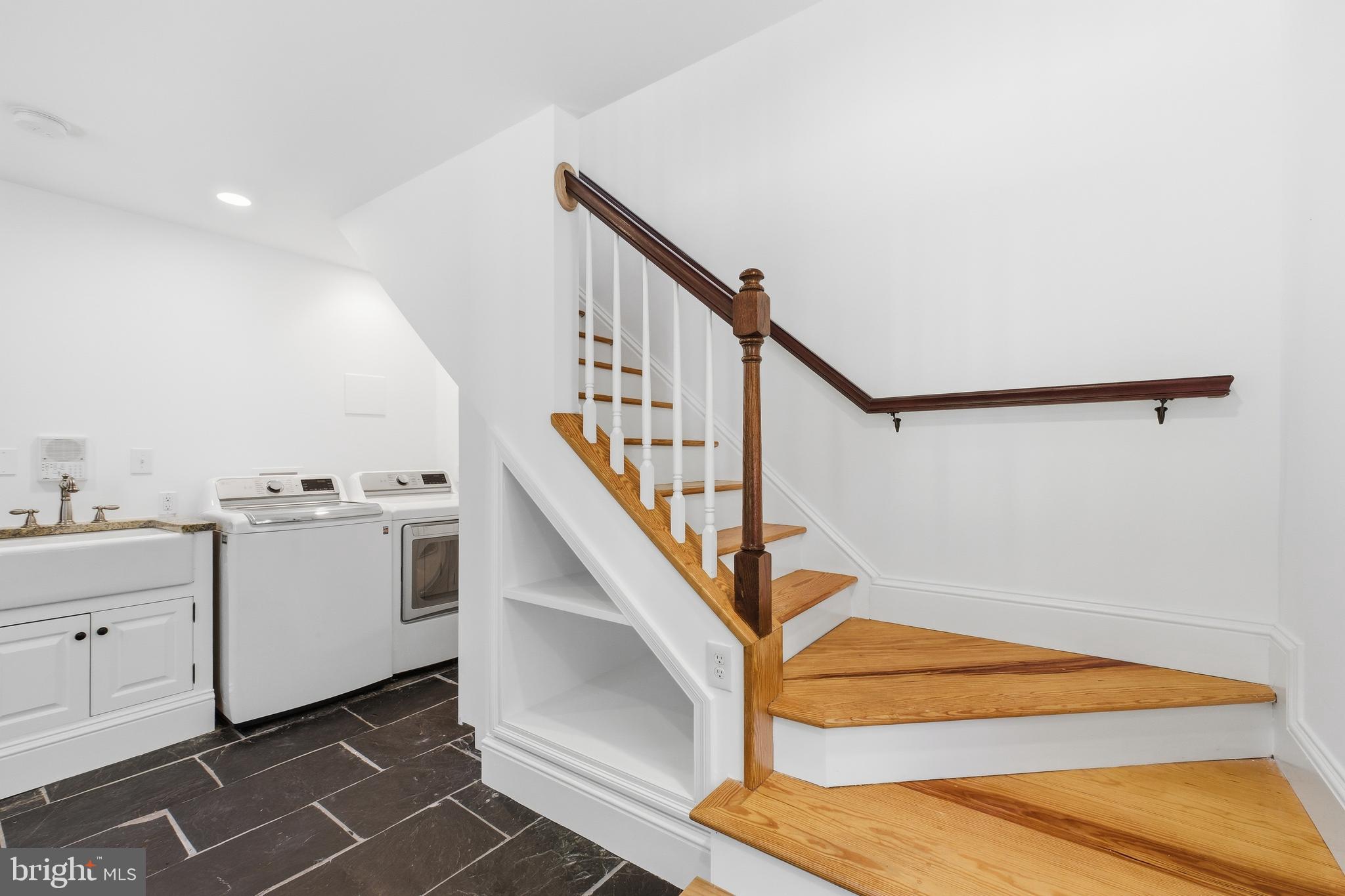 BALLANTRAE - Residential