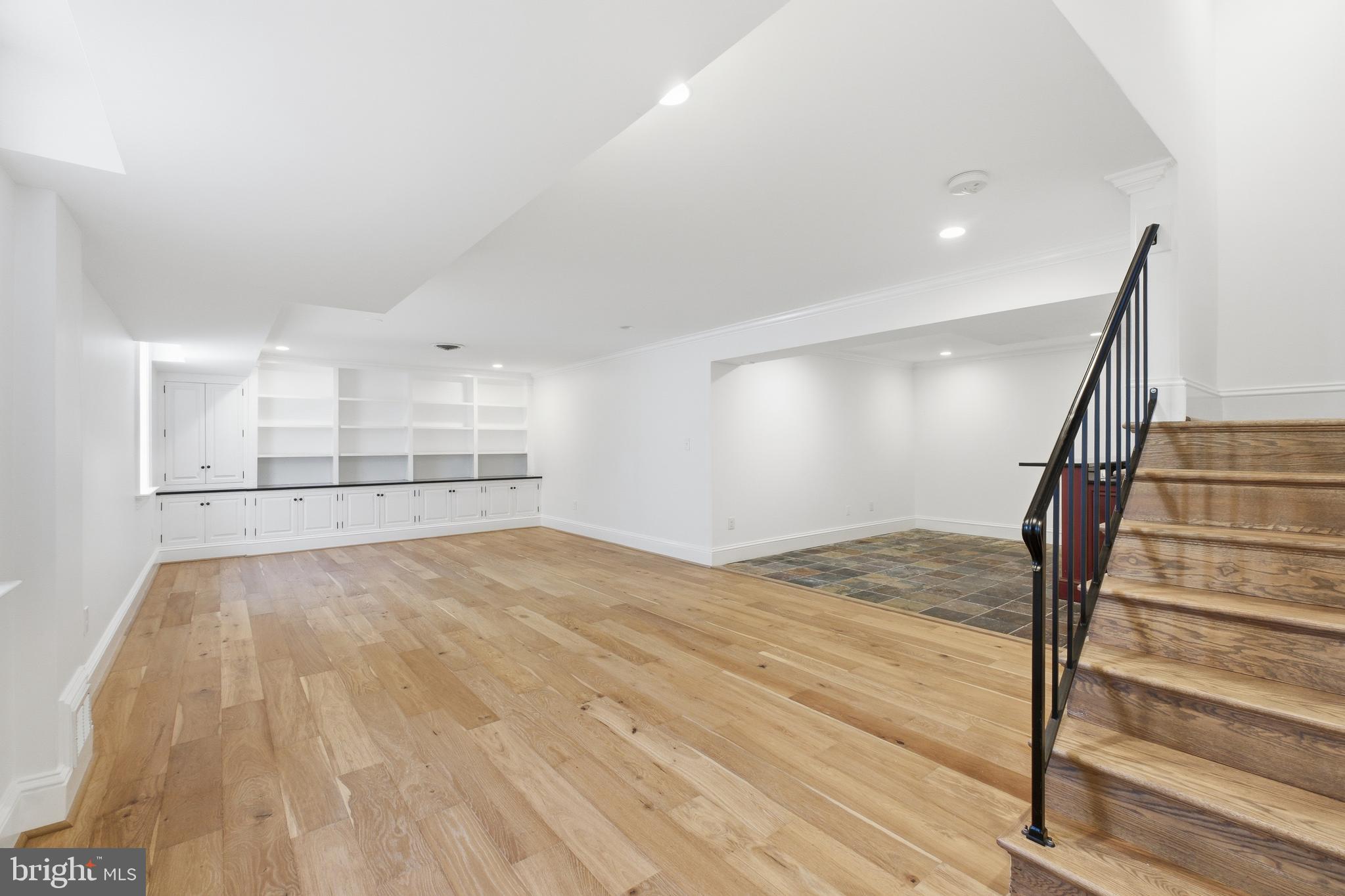 BALLANTRAE - Residential