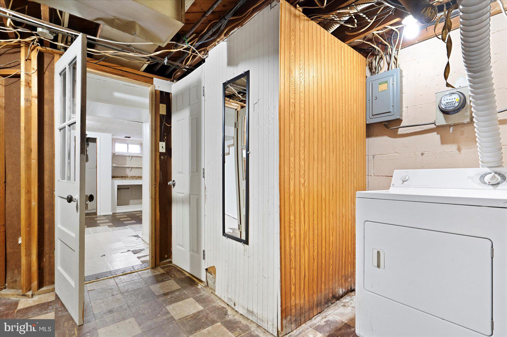 EASTWOOD - Residential