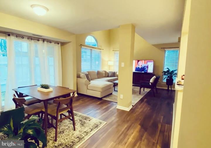 VILLAGE SHIRES - Residential Lease