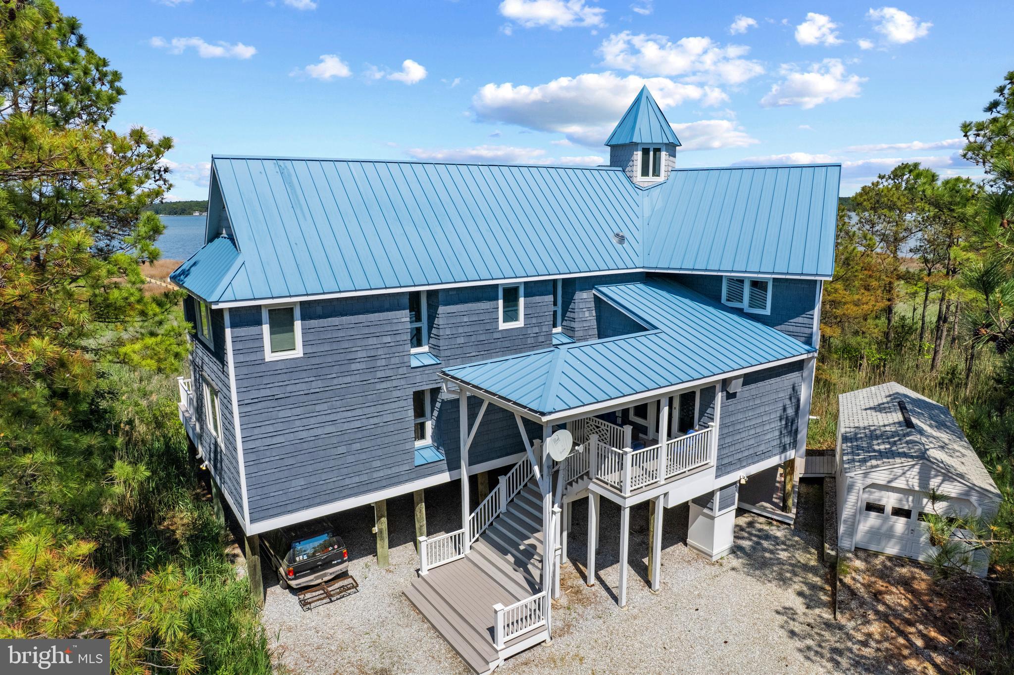 RAGGED POINT - Residential