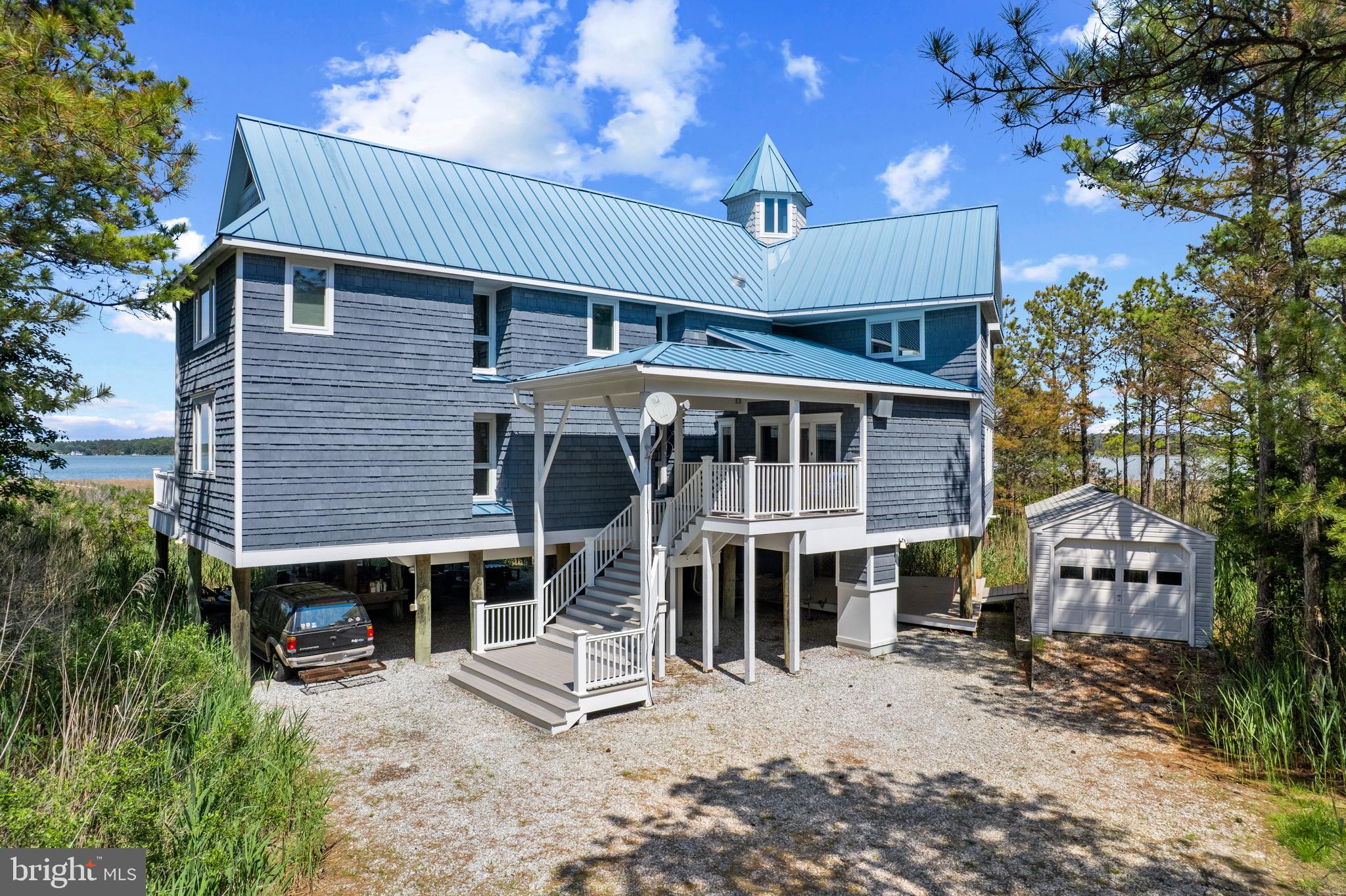 RAGGED POINT - Residential