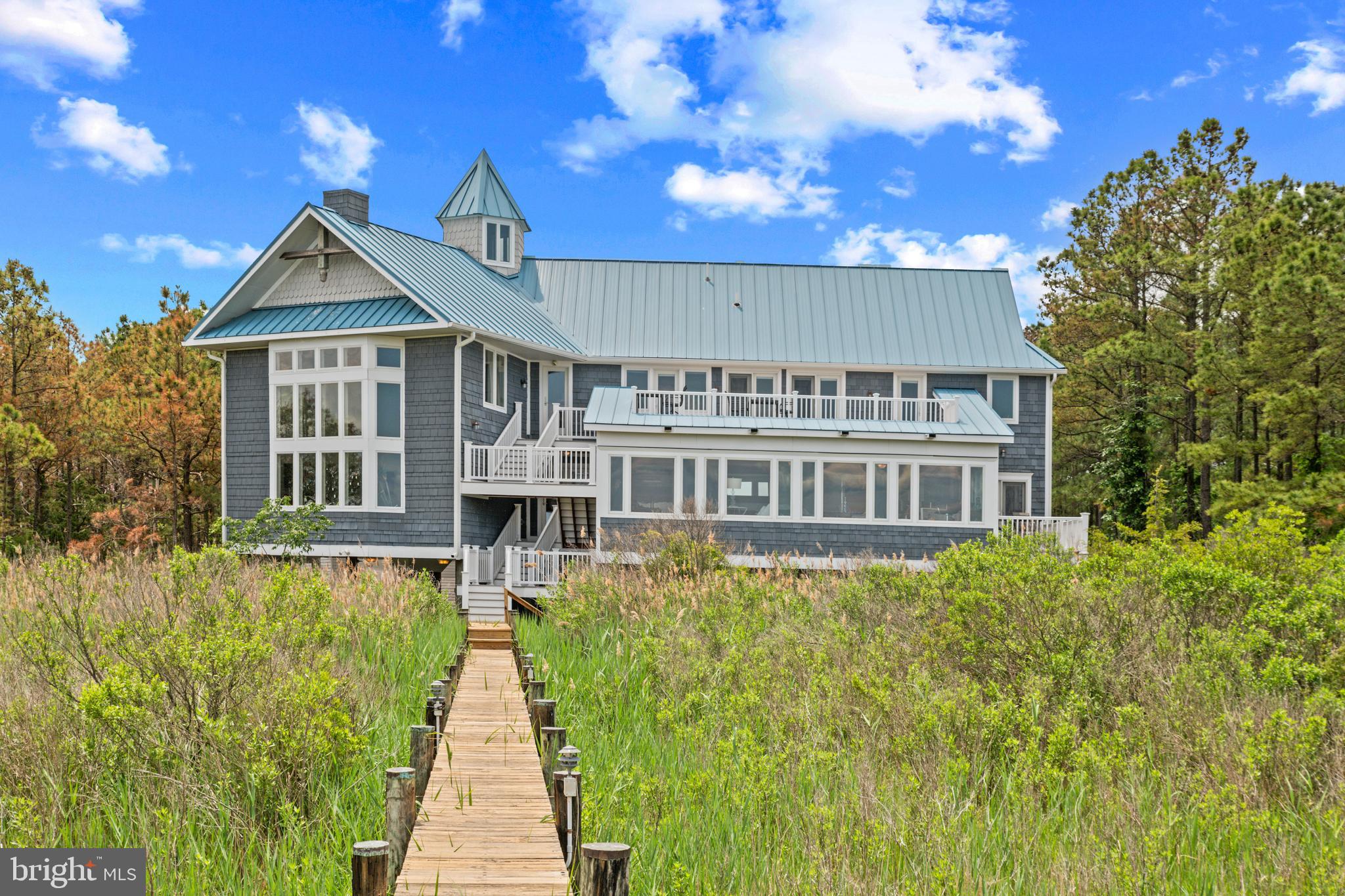 RAGGED POINT - Residential