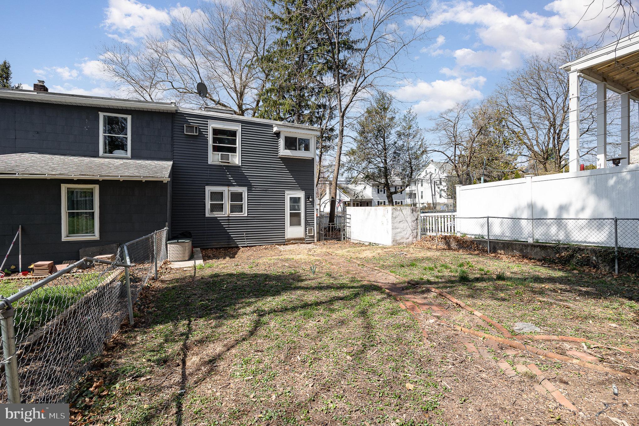 CAMP HILL BOROUGH - Residential