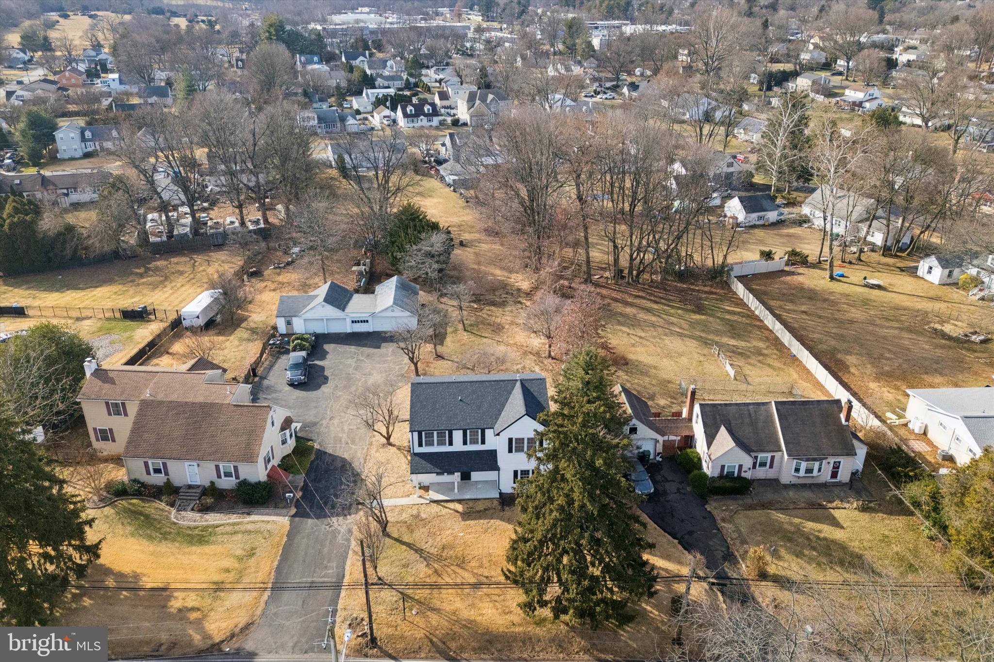 FEASTERVILLE - Residential