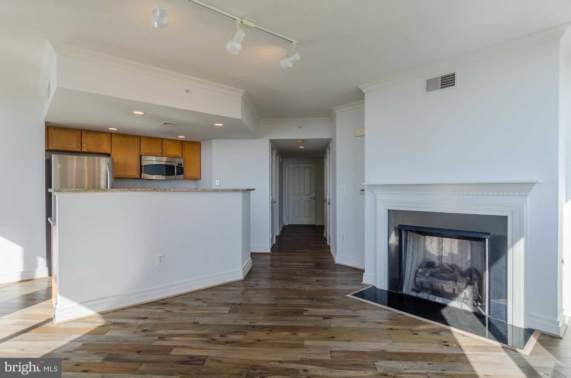 WATER STREET CONDOMINIUMS - Residential Lease