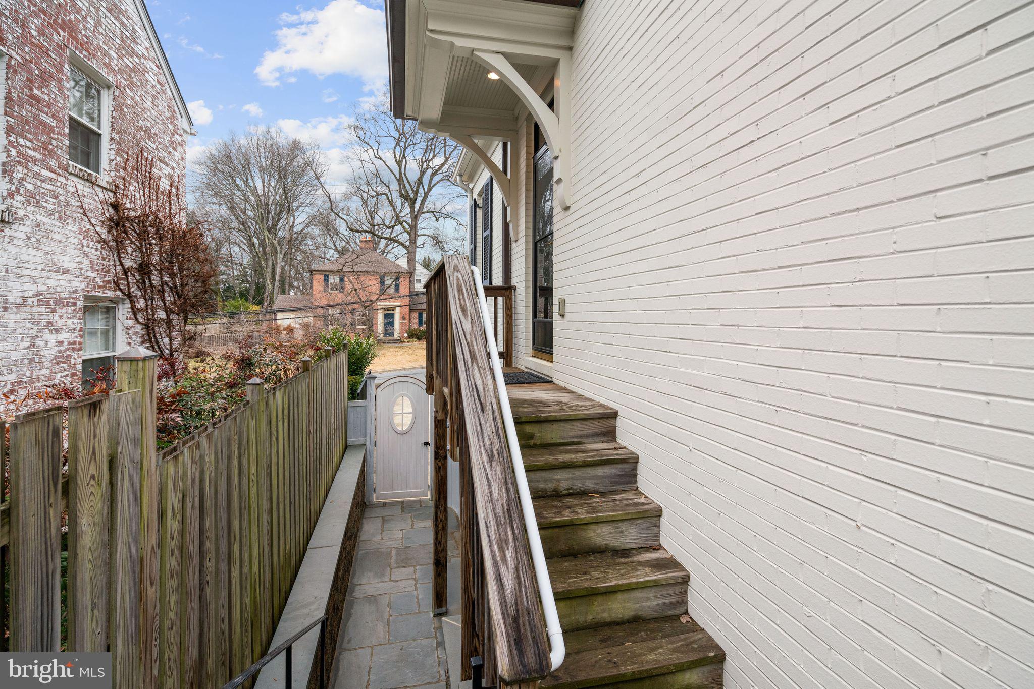 WESTGATE - Residential