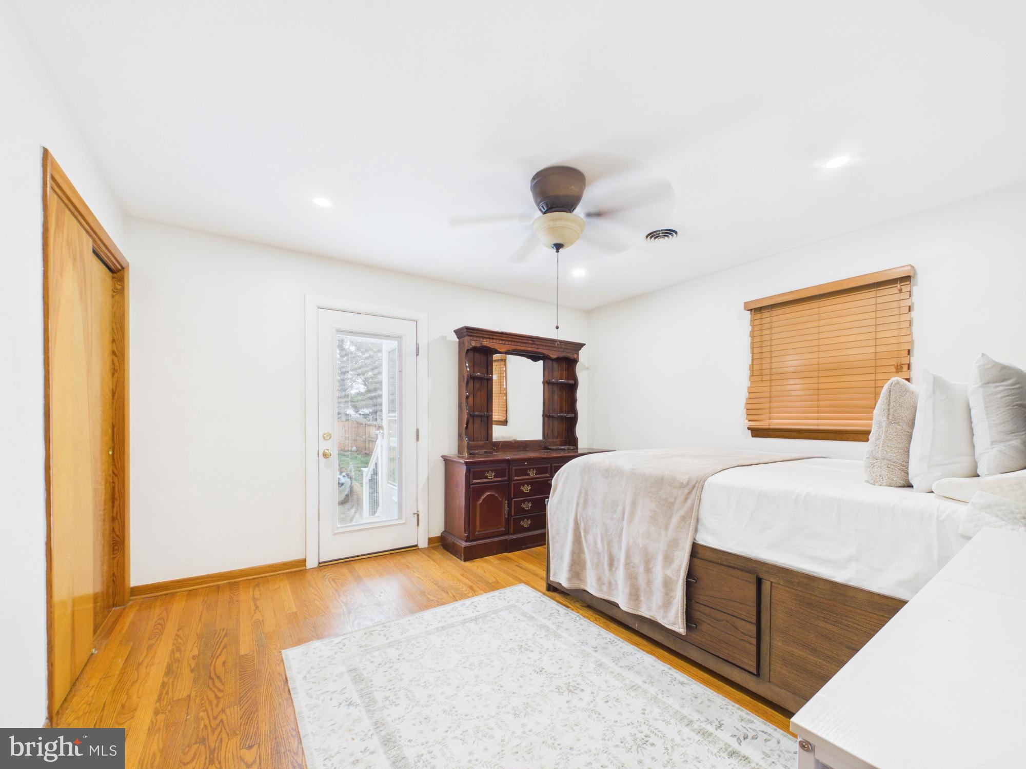 WINCHESTER - Residential
