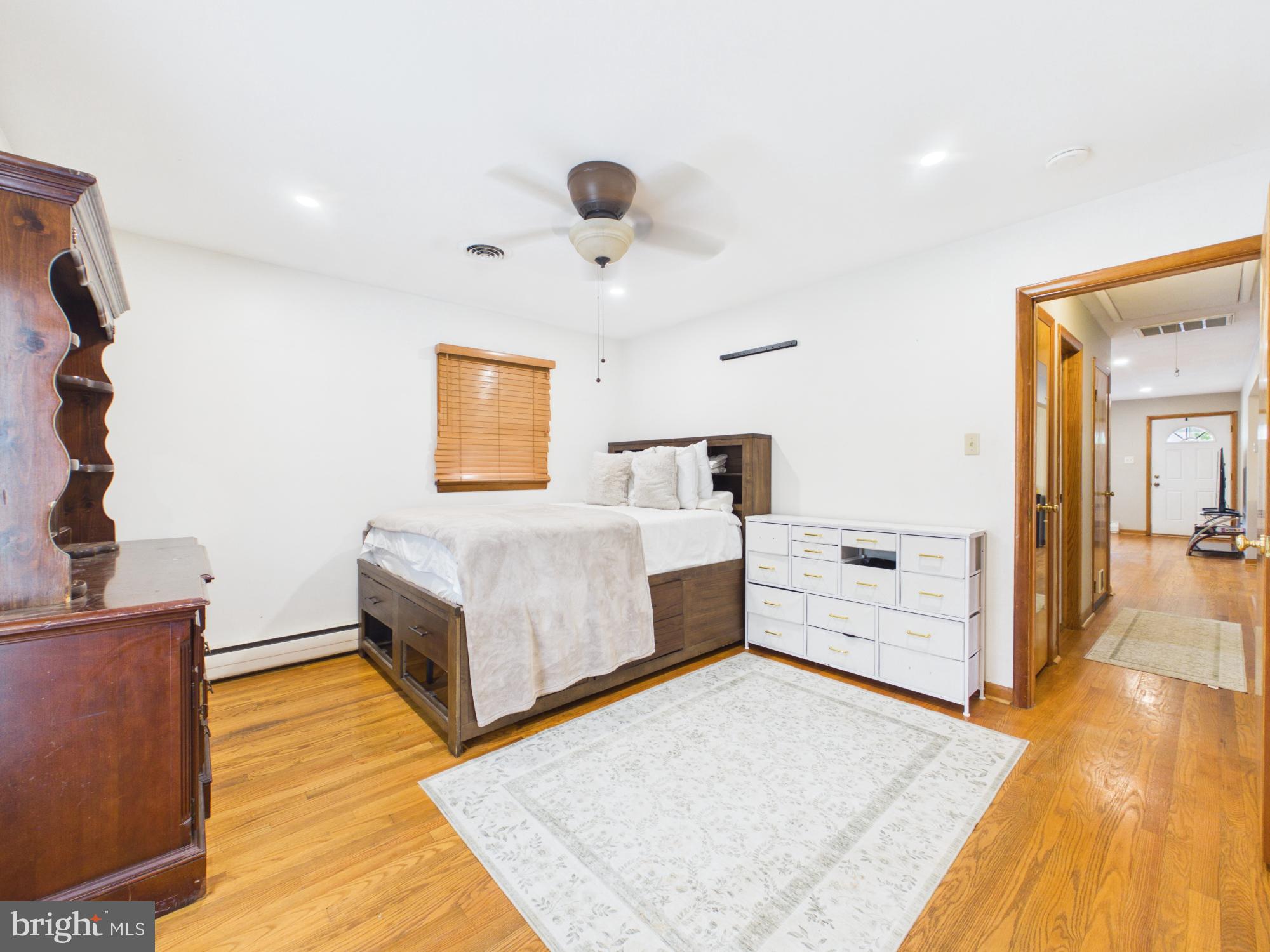 WINCHESTER - Residential