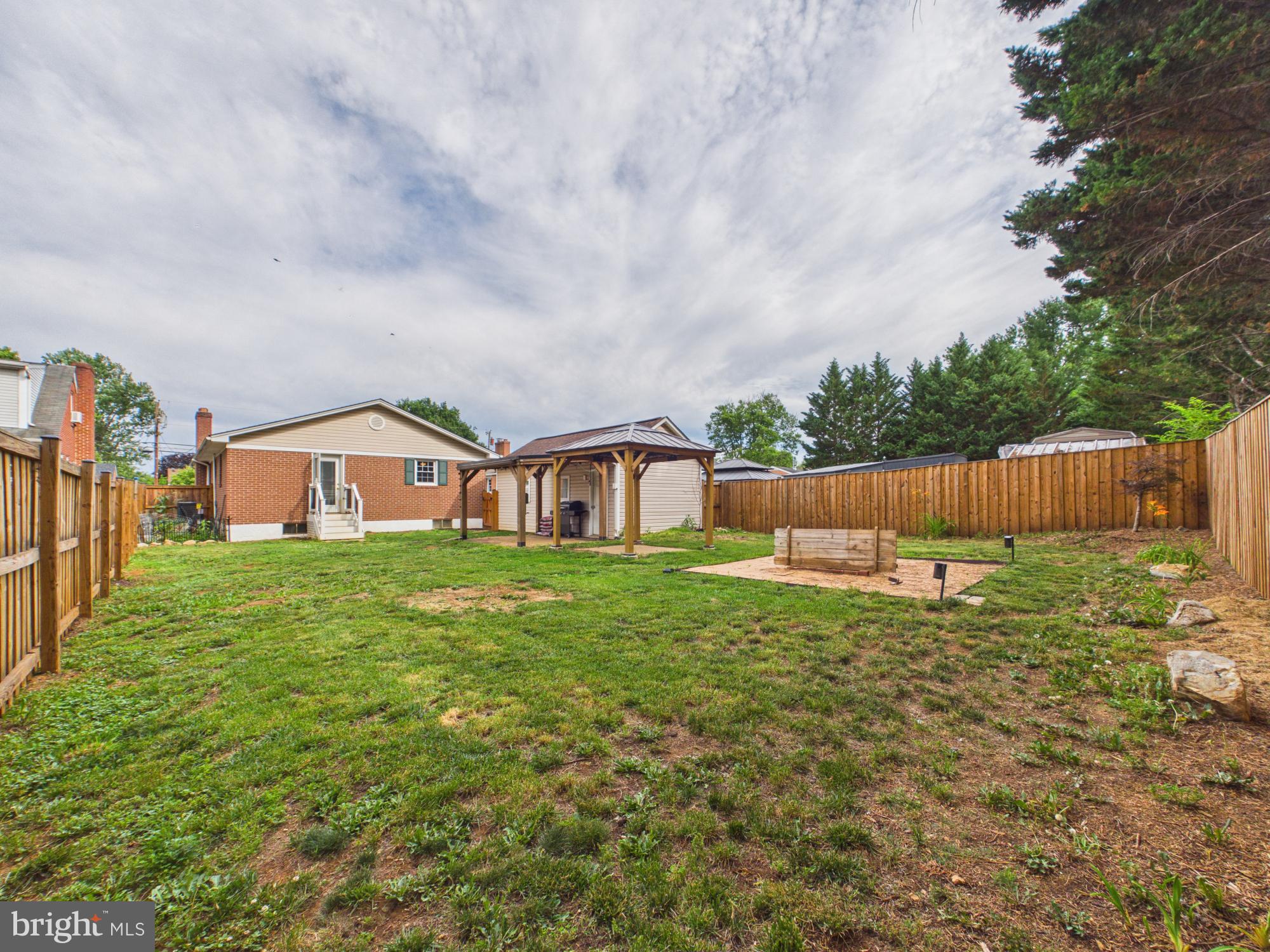 WINCHESTER - Residential