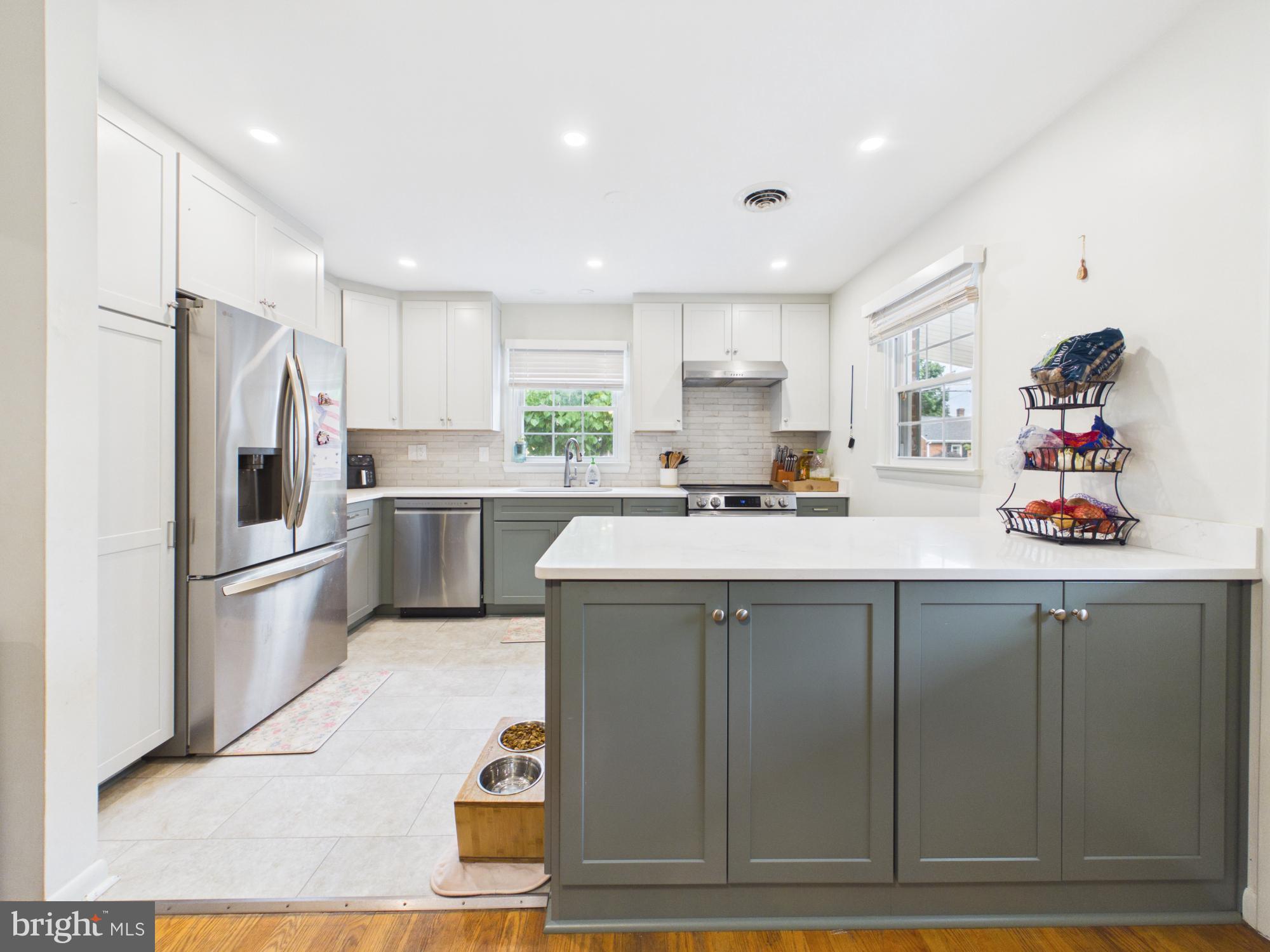WINCHESTER - Residential
