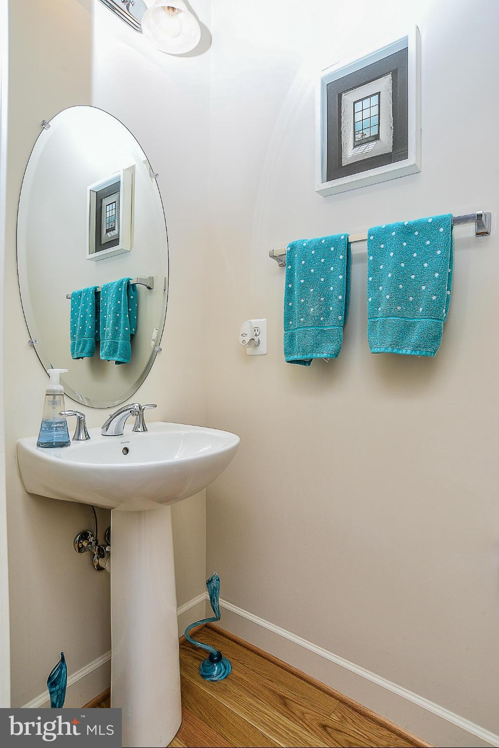 SHIRLINGTON CREST - Residential