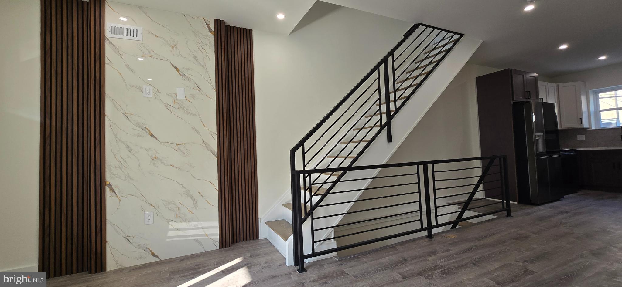 POINT BREEZE - Residential
