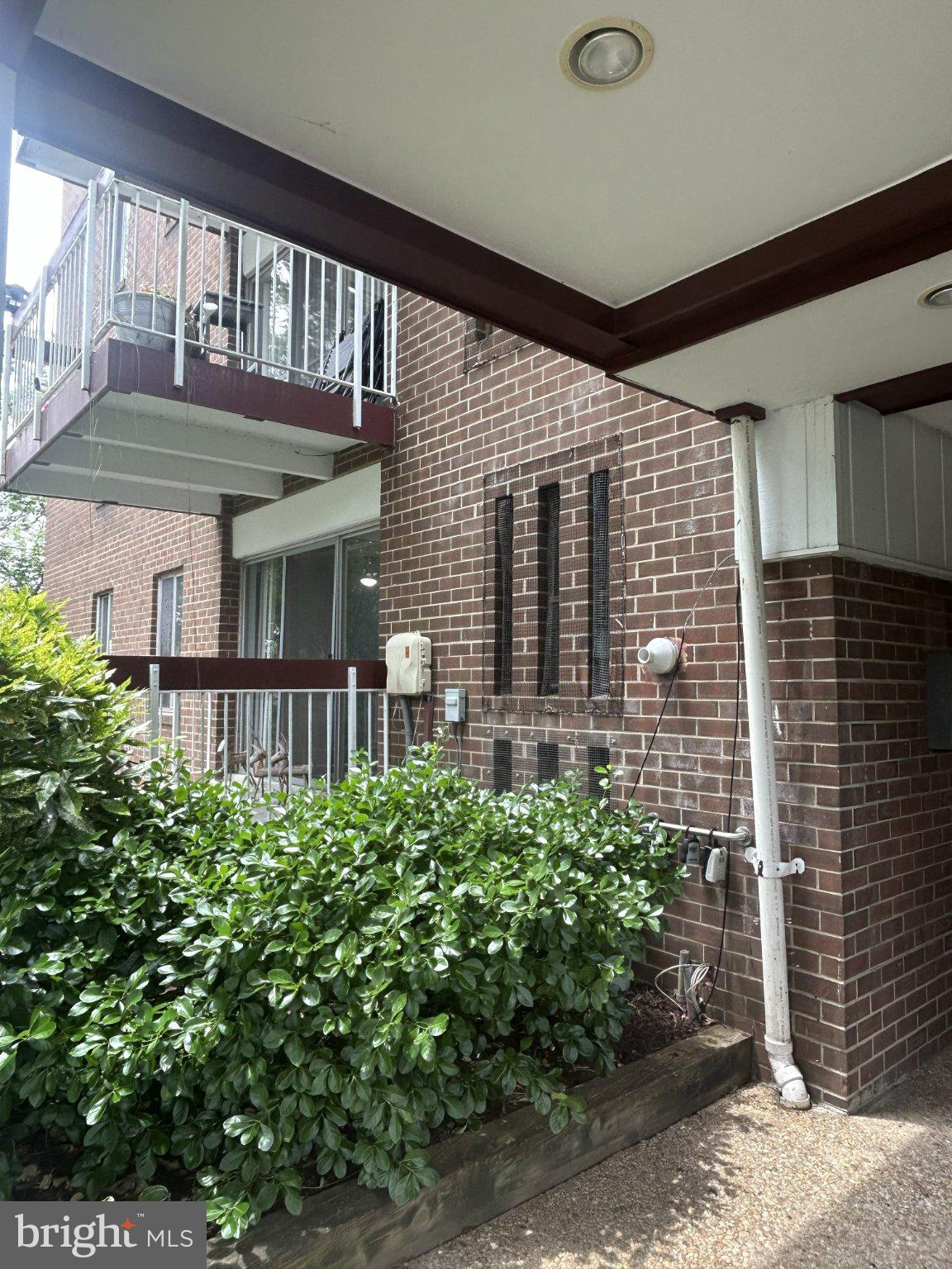 VILLAGE OF WILDE LAKE - Residential