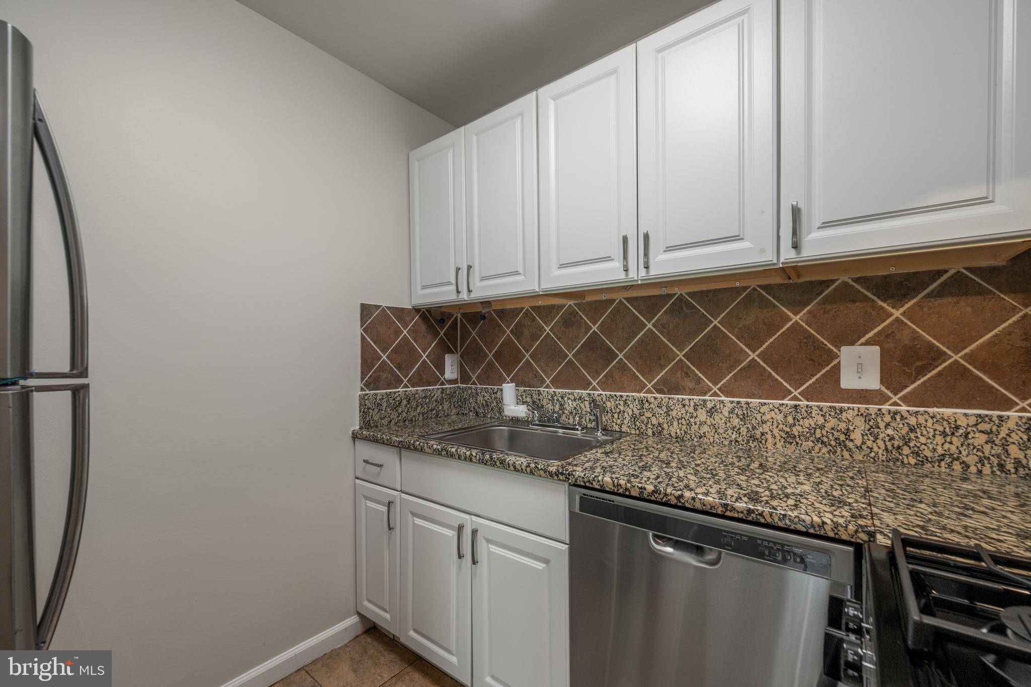 VILLAGE OF WILDE LAKE - Residential