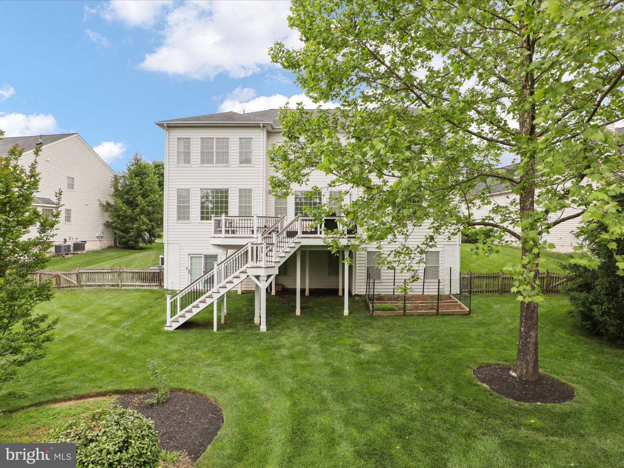 CEDAR HUNT - Residential