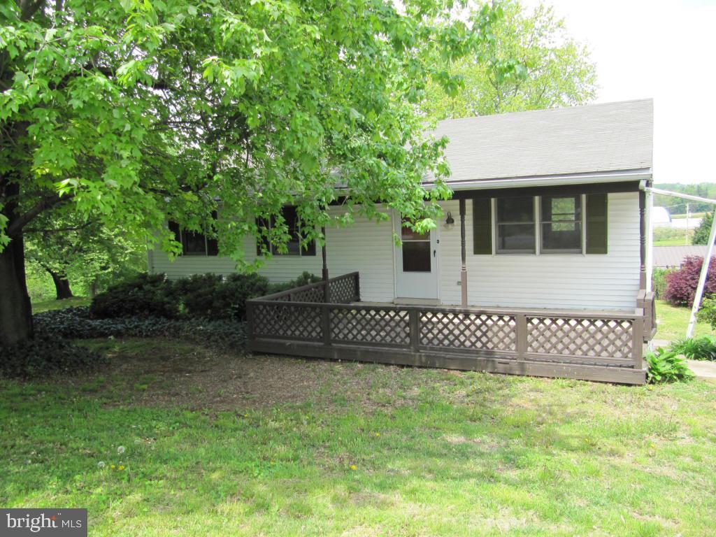 3 bedroom ranch home in Manheim Central schools. New flooring throughout as well as new siding and roof. Eat in kitchen, finished basement and large laundry room with new washer and dryer. Deck leads to spacious backyard with mature landscaping.