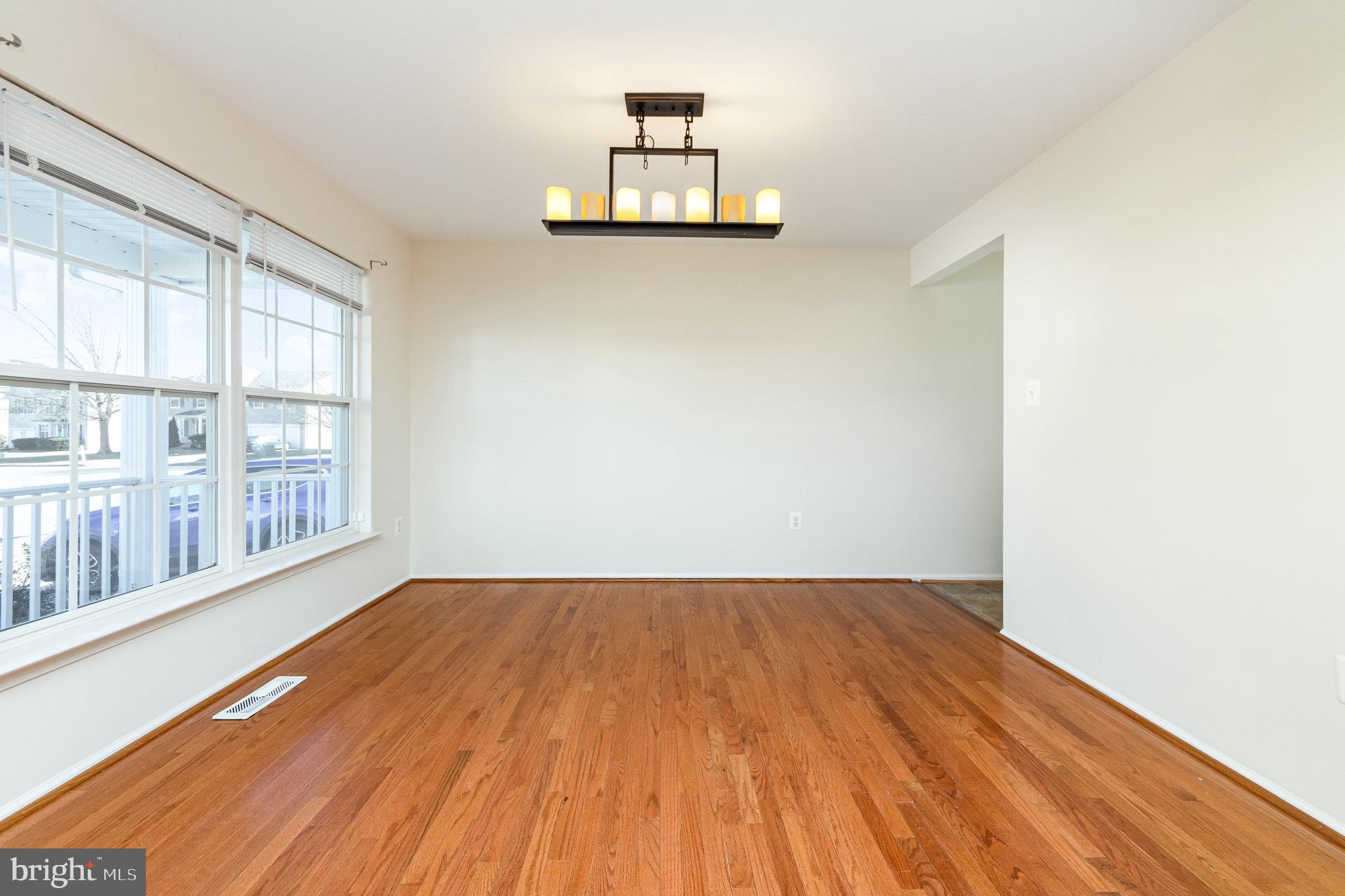 STRATFORD PLACE - Residential