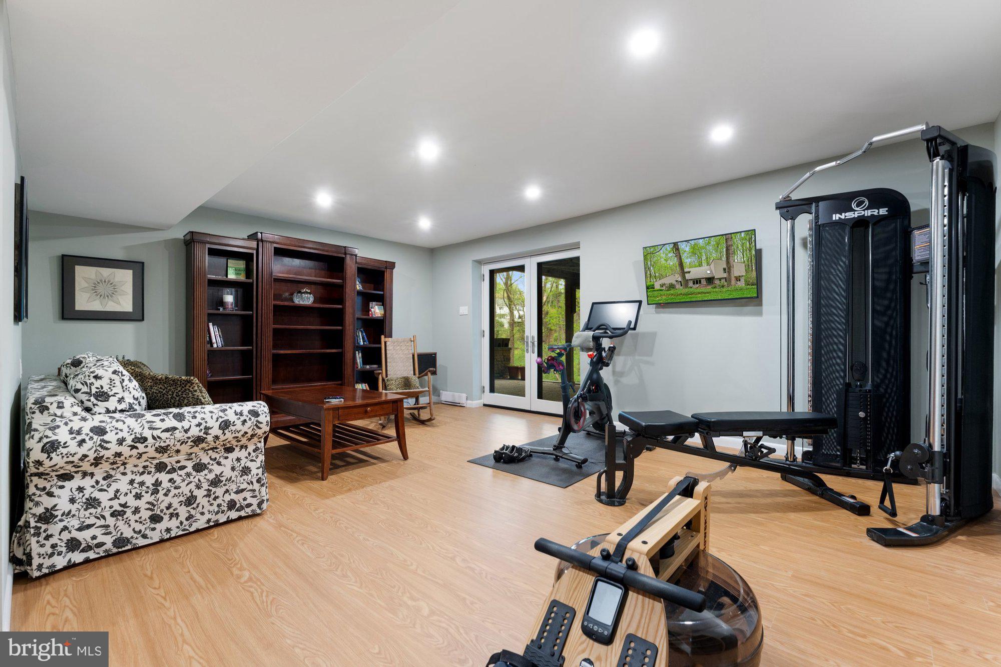 ABBEY GLEN - Residential