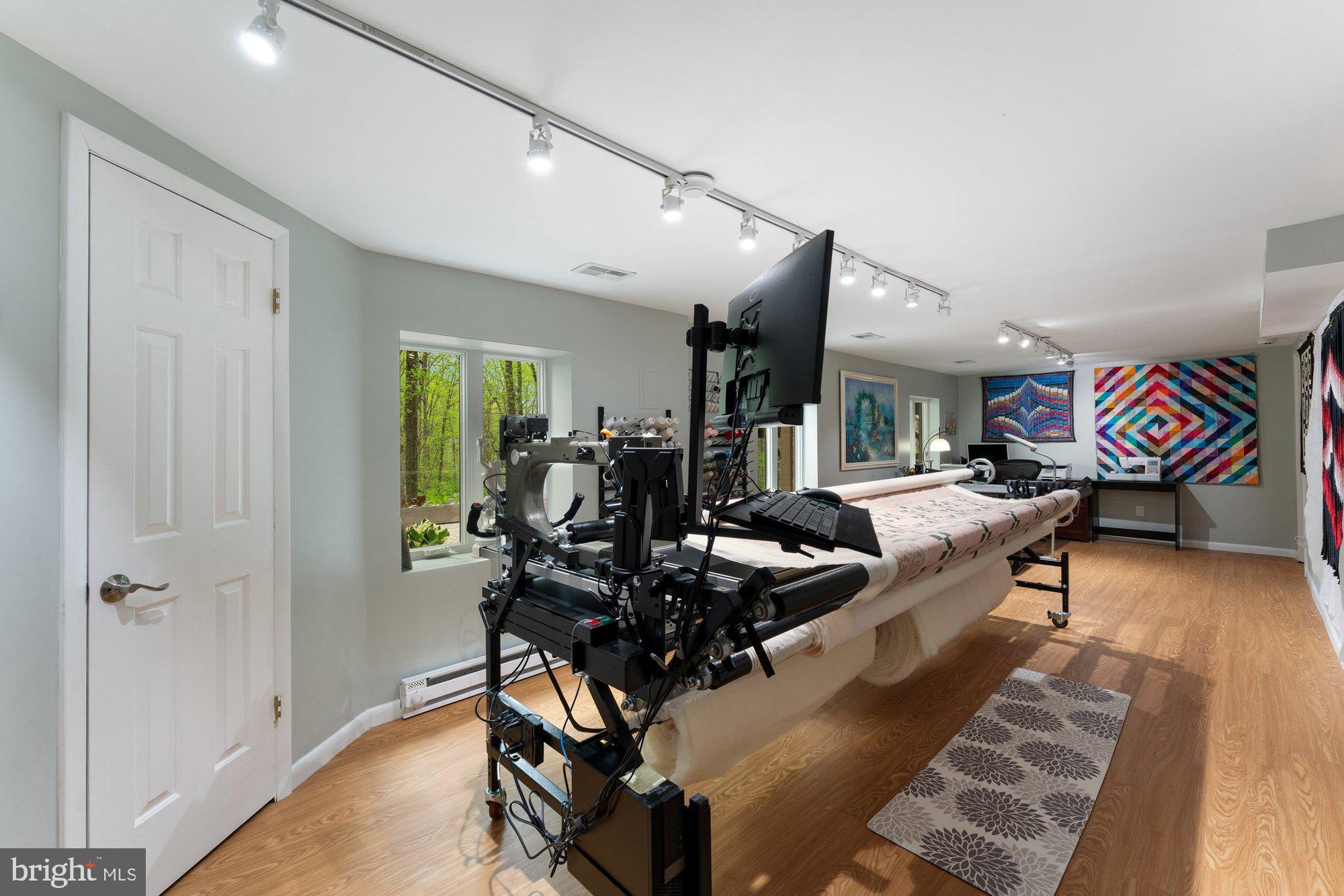ABBEY GLEN - Residential