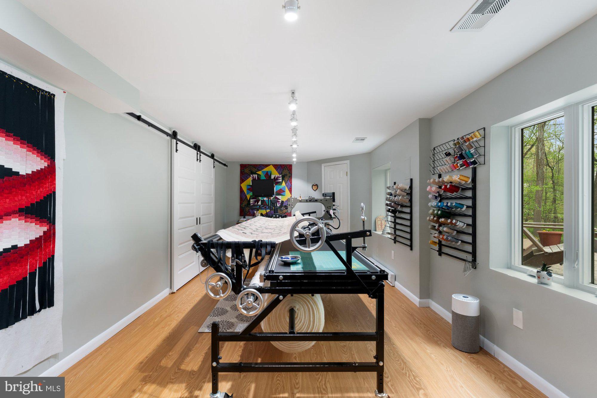 ABBEY GLEN - Residential