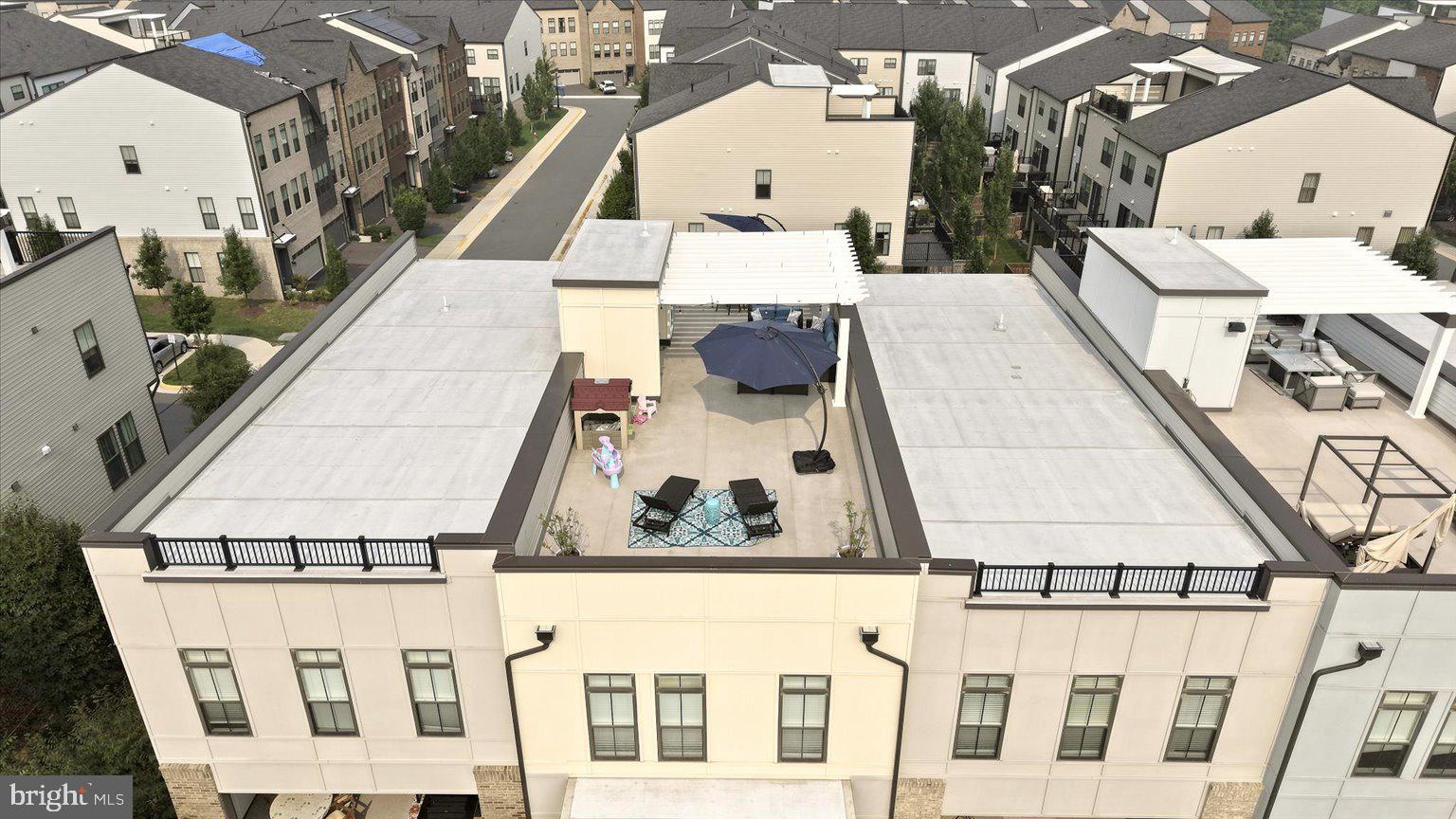 BRAMBLETON TOWN CENTER - Residential