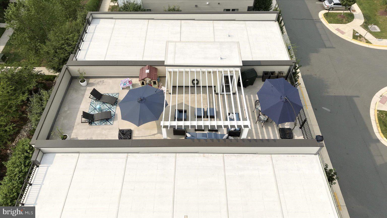 BRAMBLETON TOWN CENTER - Residential