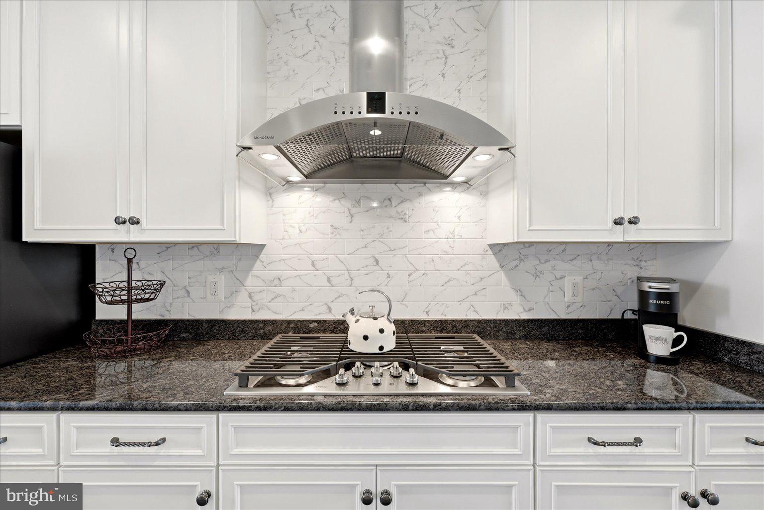 BRAMBLETON TOWN CENTER - Residential