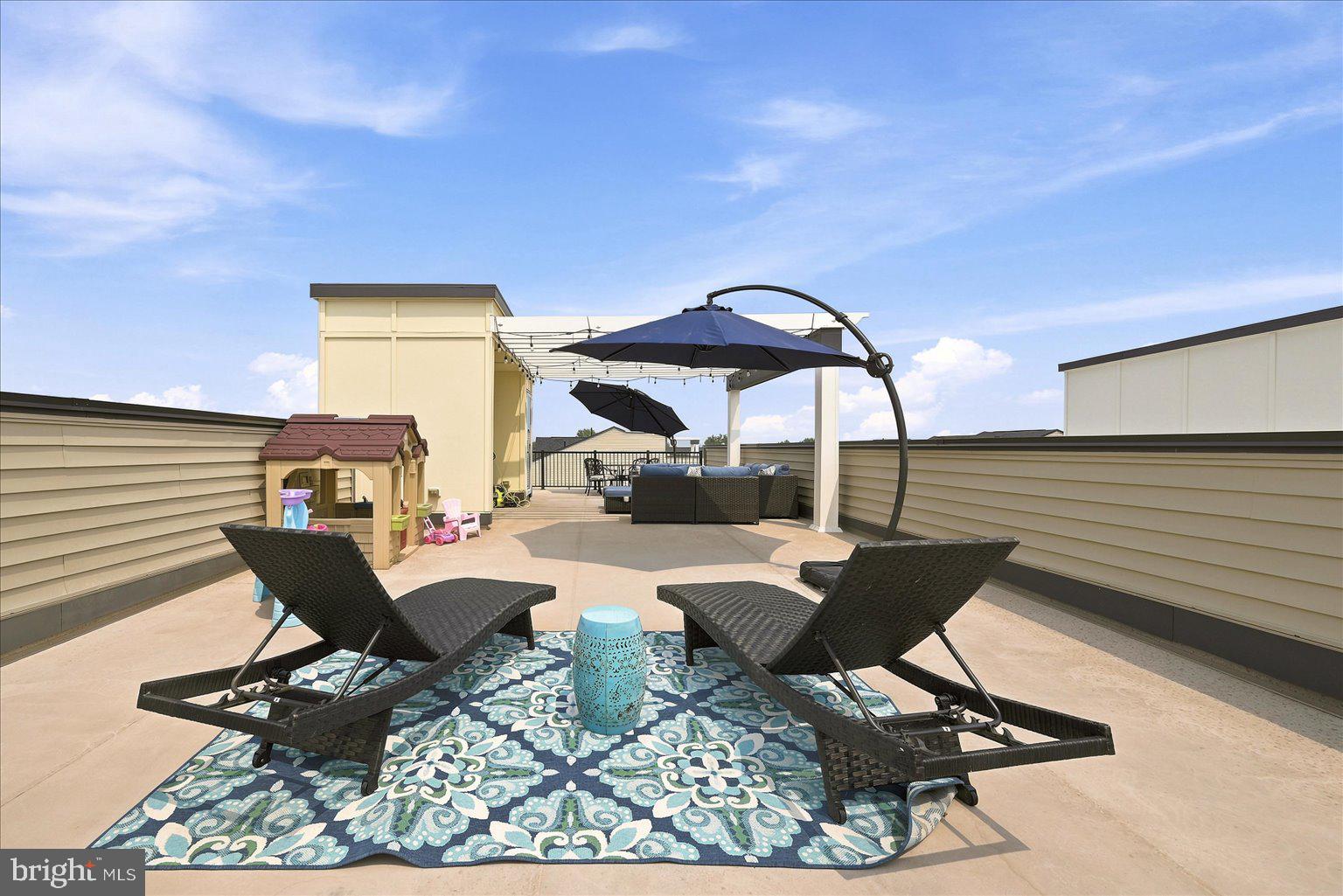 BRAMBLETON TOWN CENTER - Residential