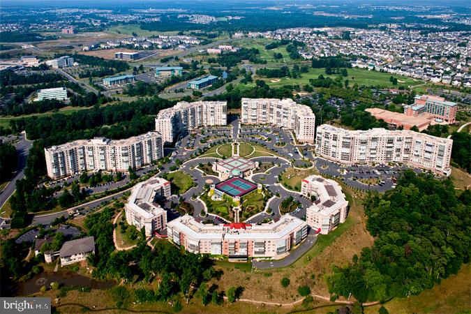 RIVERBEND - Residential