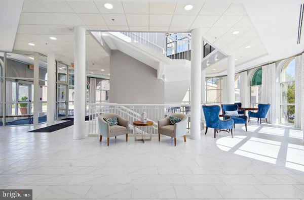 RIVERBEND - Residential