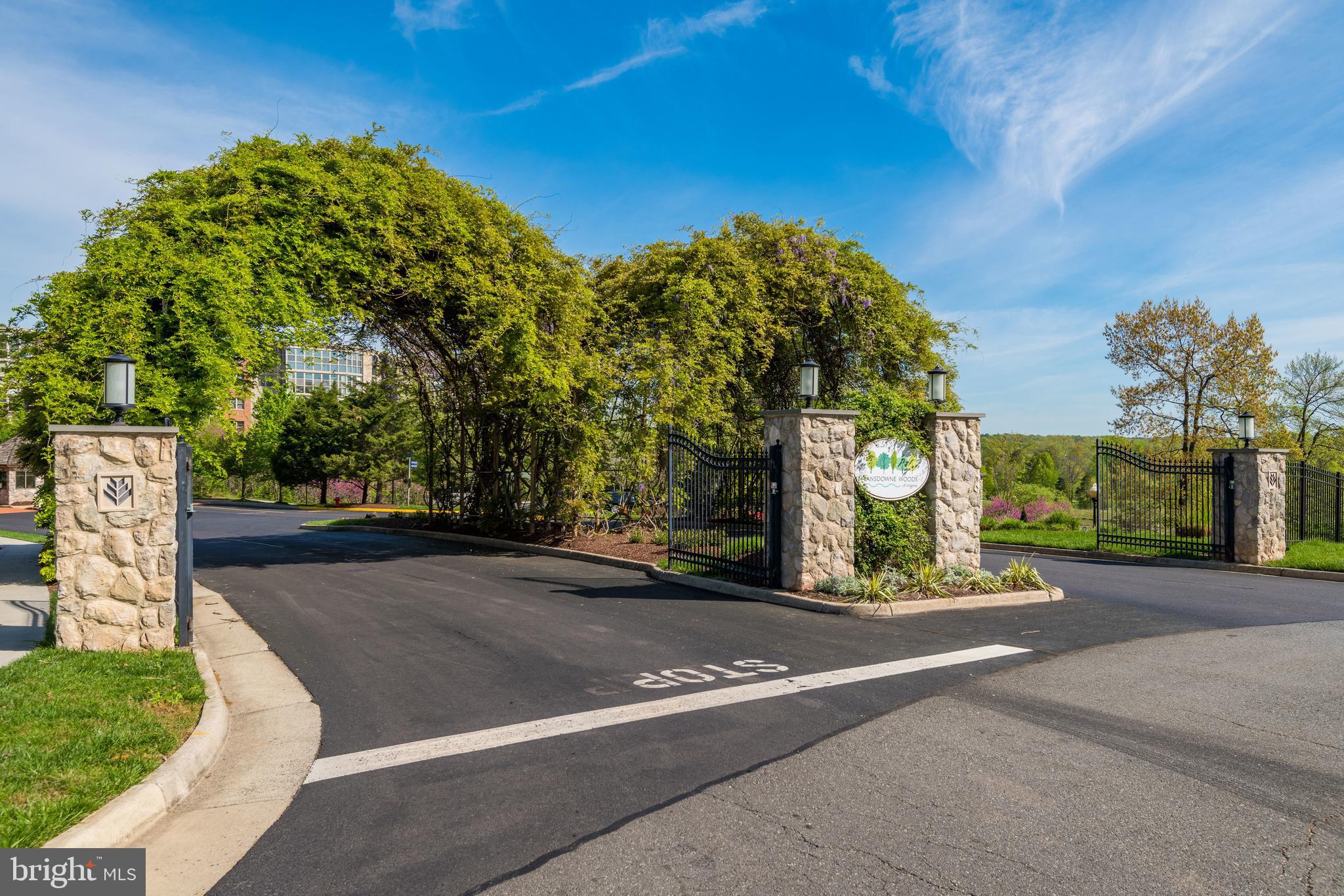 RIVERBEND - Residential