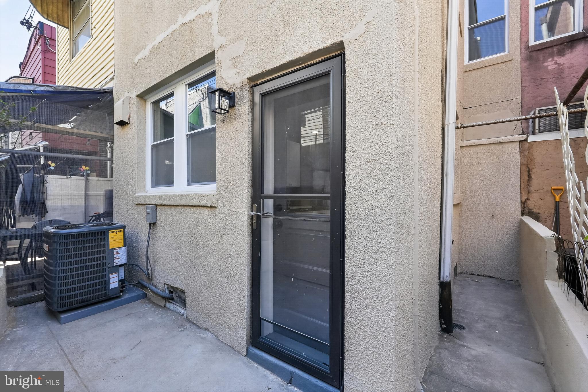 WEST PASSYUNK - Residential