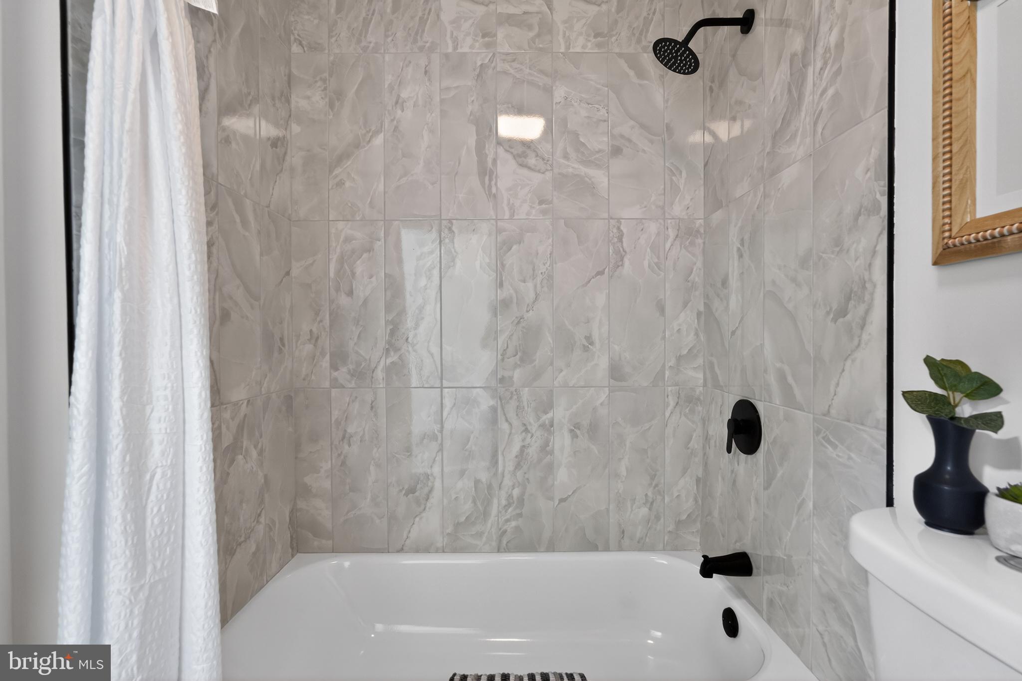 WEST PASSYUNK - Residential