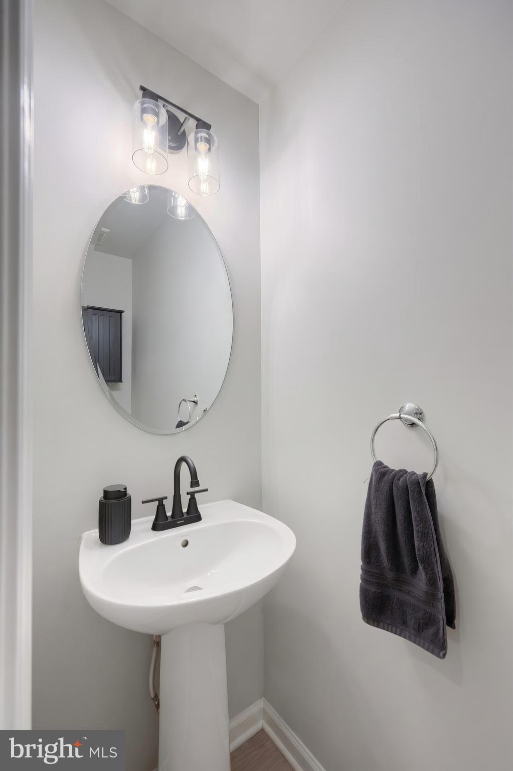 LOGANS RESERVE - Residential