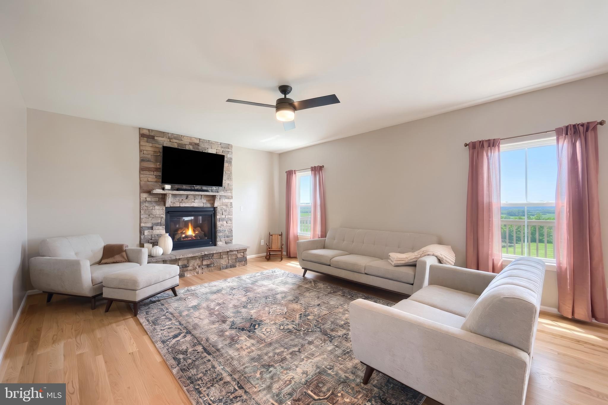 LOGANS RESERVE - Residential