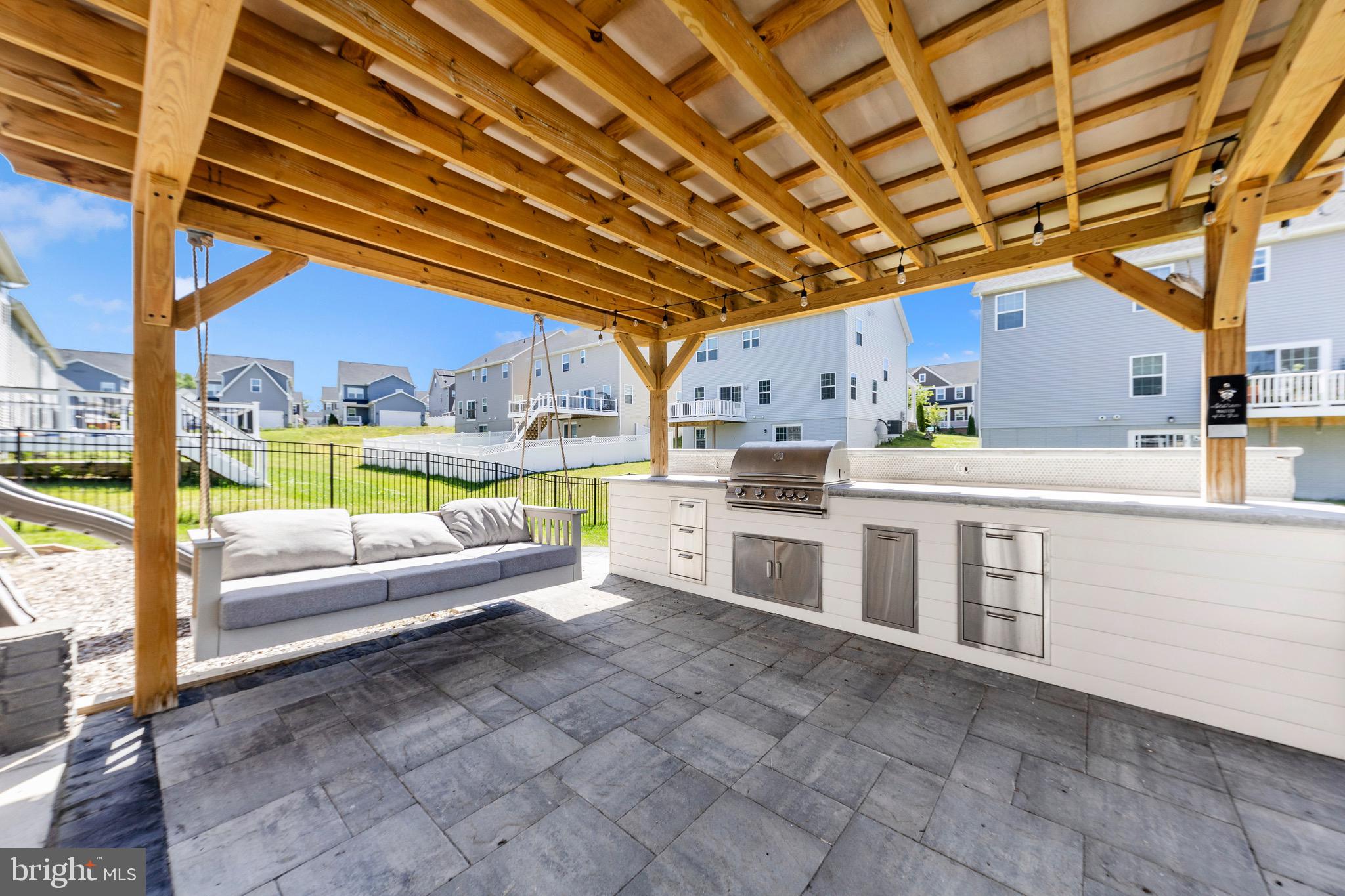 LANDSDALE - Residential