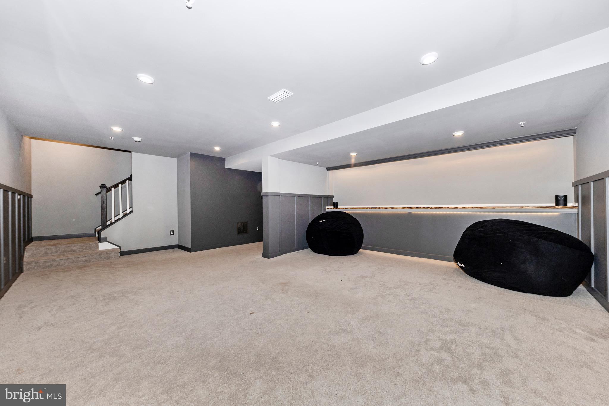 LANDSDALE - Residential
