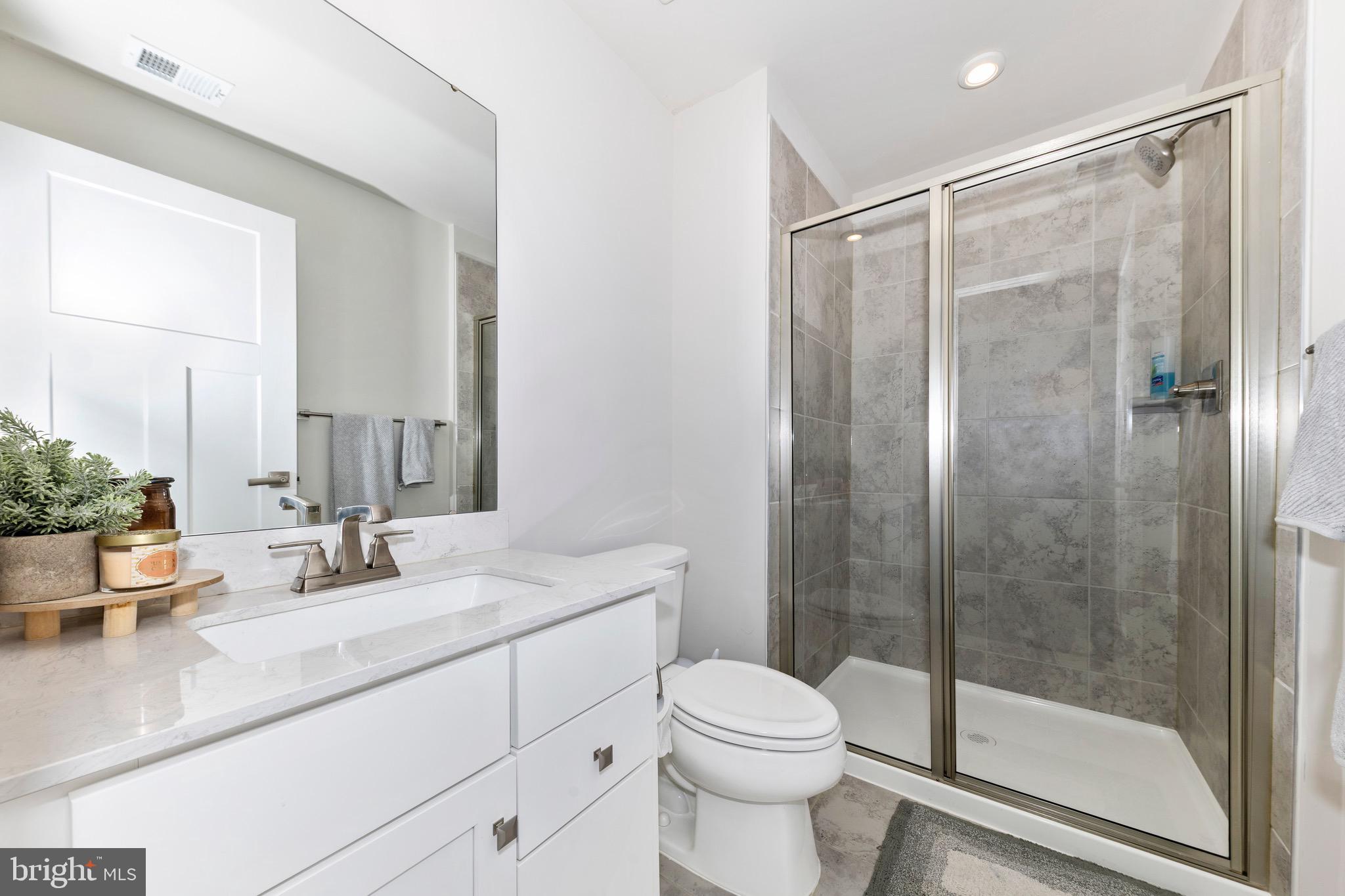 LANDSDALE - Residential